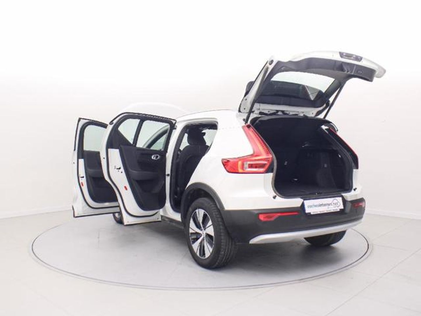 Volvo XC40 B3 G Core Auto 120 kW (163 CV)