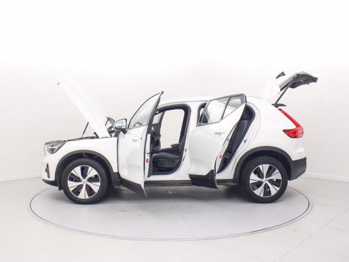 Volvo XC40 B3 G Core Auto 120 kW (163 CV)