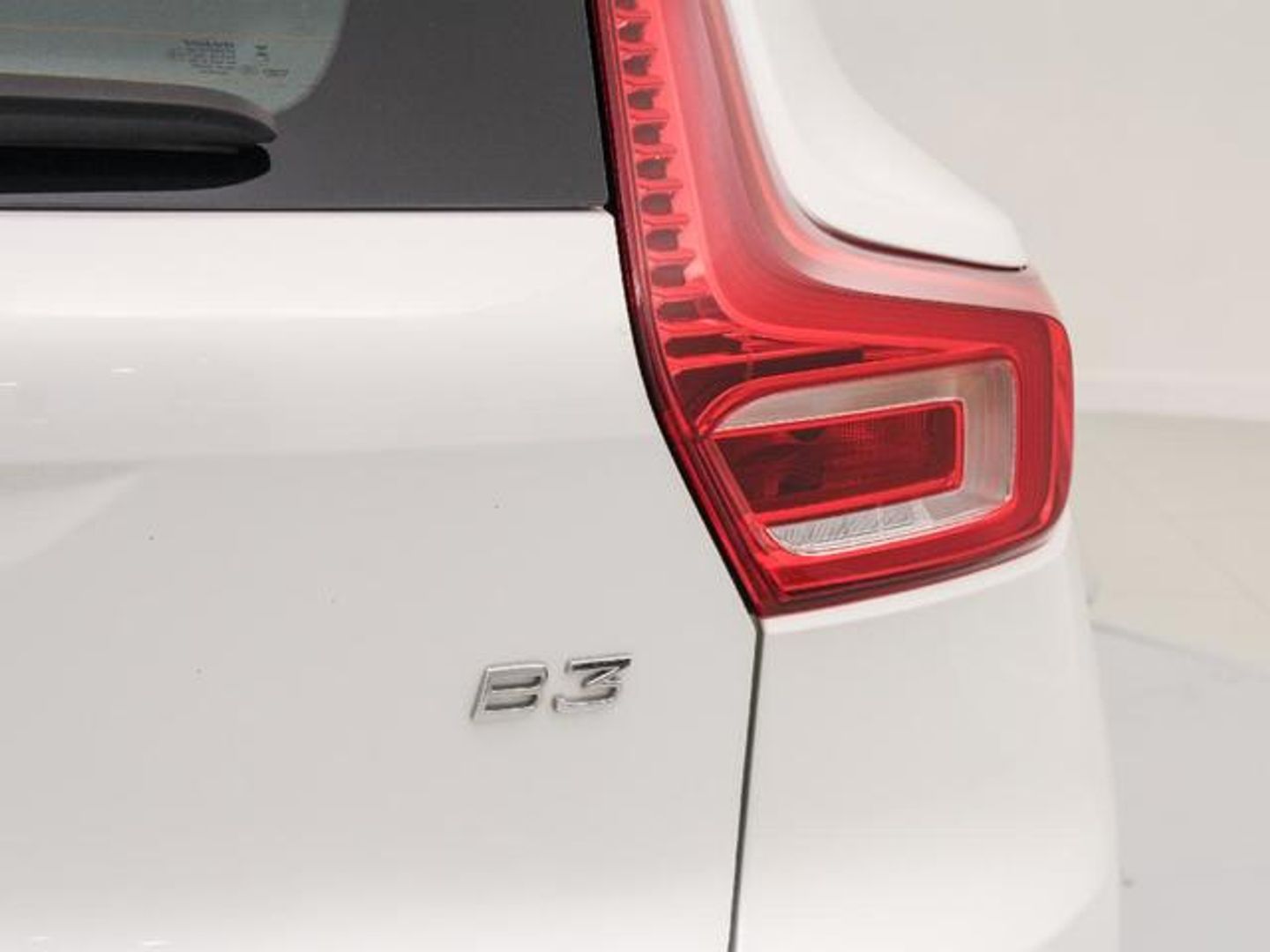 Volvo XC40 B3 G Core Auto 120 kW (163 CV)