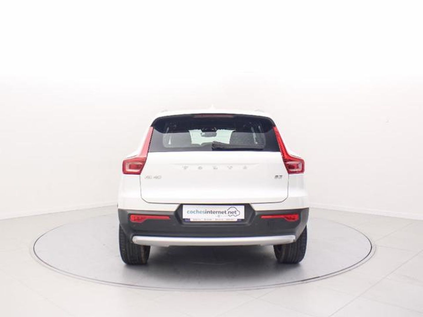 Volvo XC40 B3 G Core Auto 120 kW (163 CV)