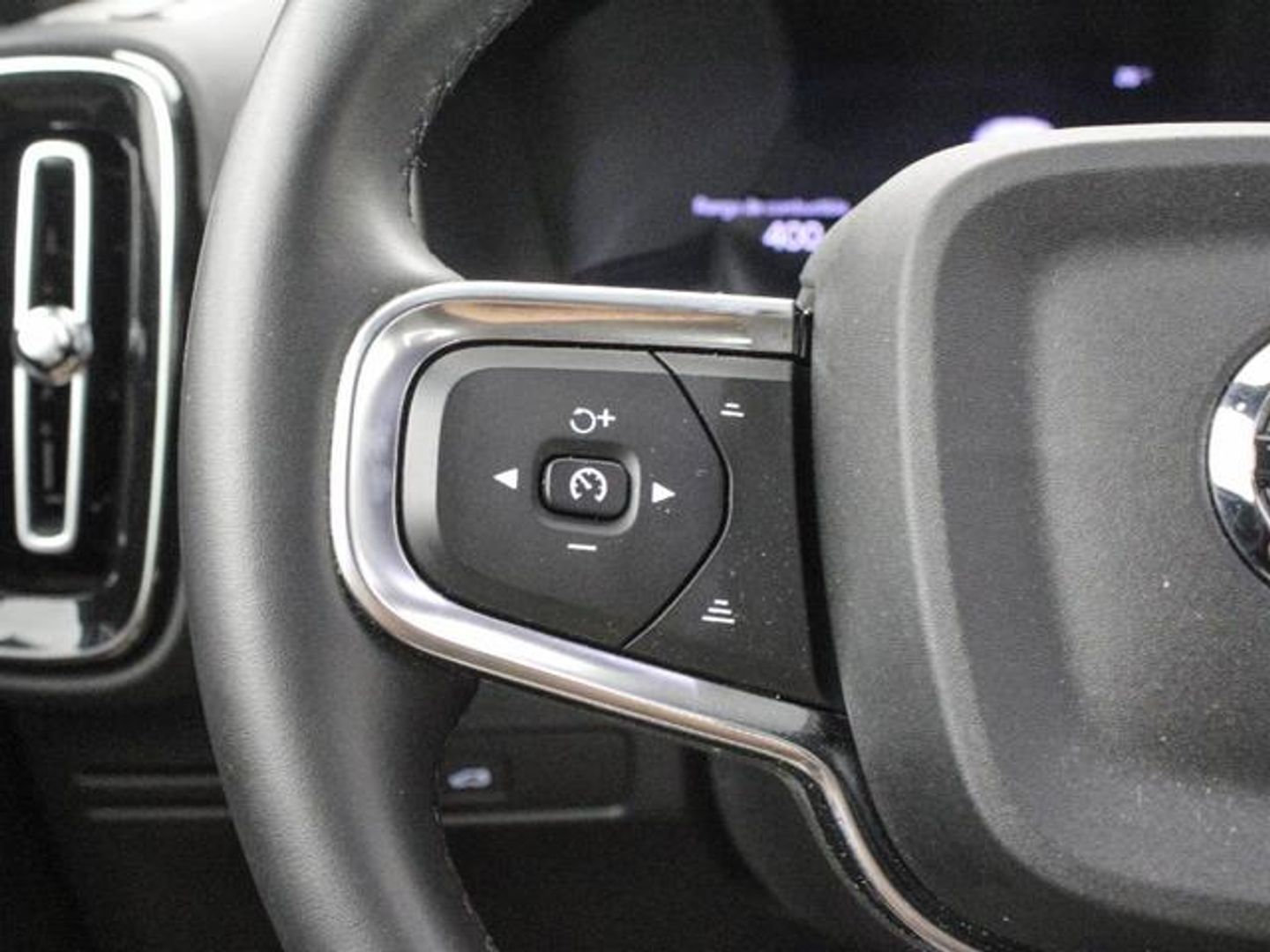 Volvo XC40 B3 G Core Auto 120 kW (163 CV)