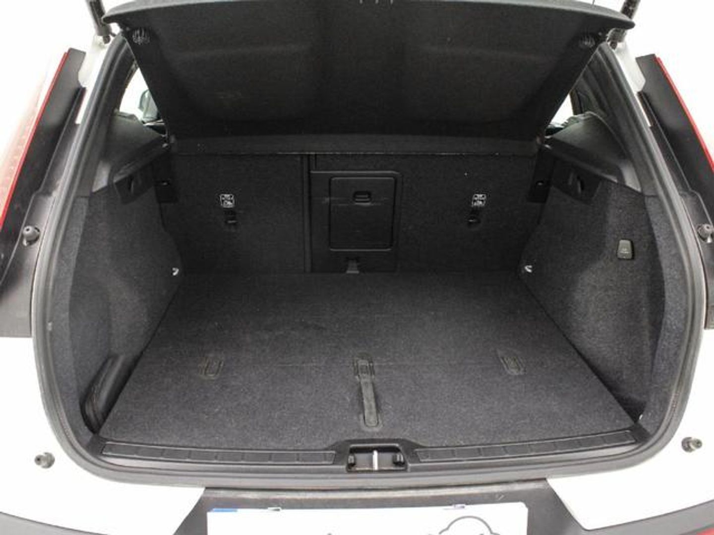 Volvo XC40 B3 G Core Auto 120 kW (163 CV)