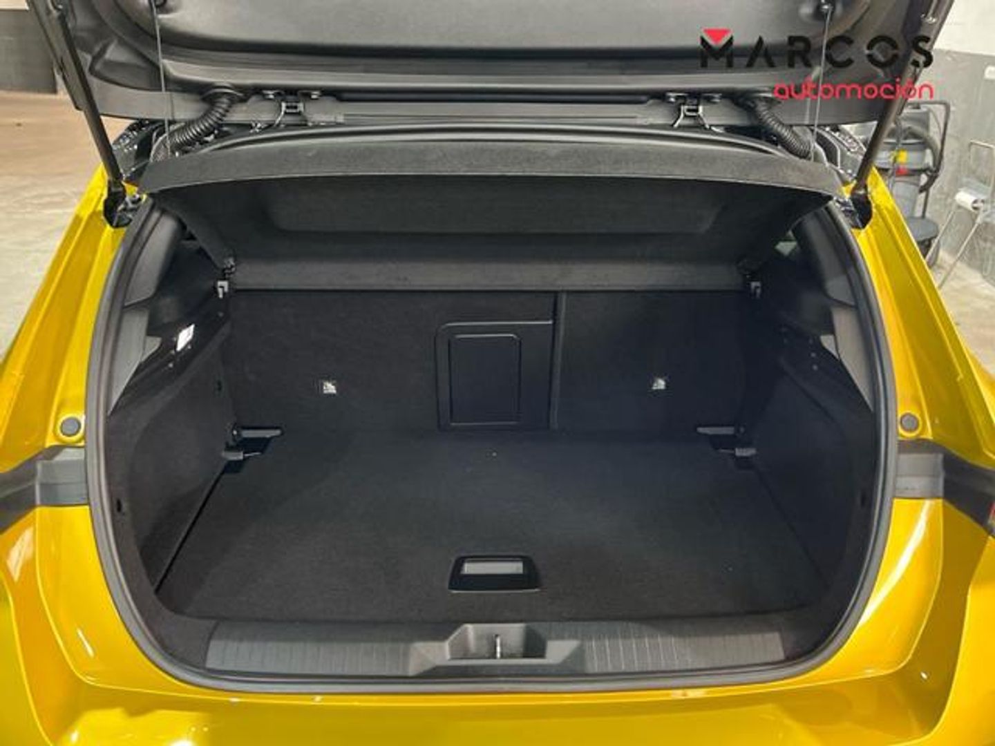 Opel Astra 1.2 Turbo XHT GS 96 kW (130 CV)