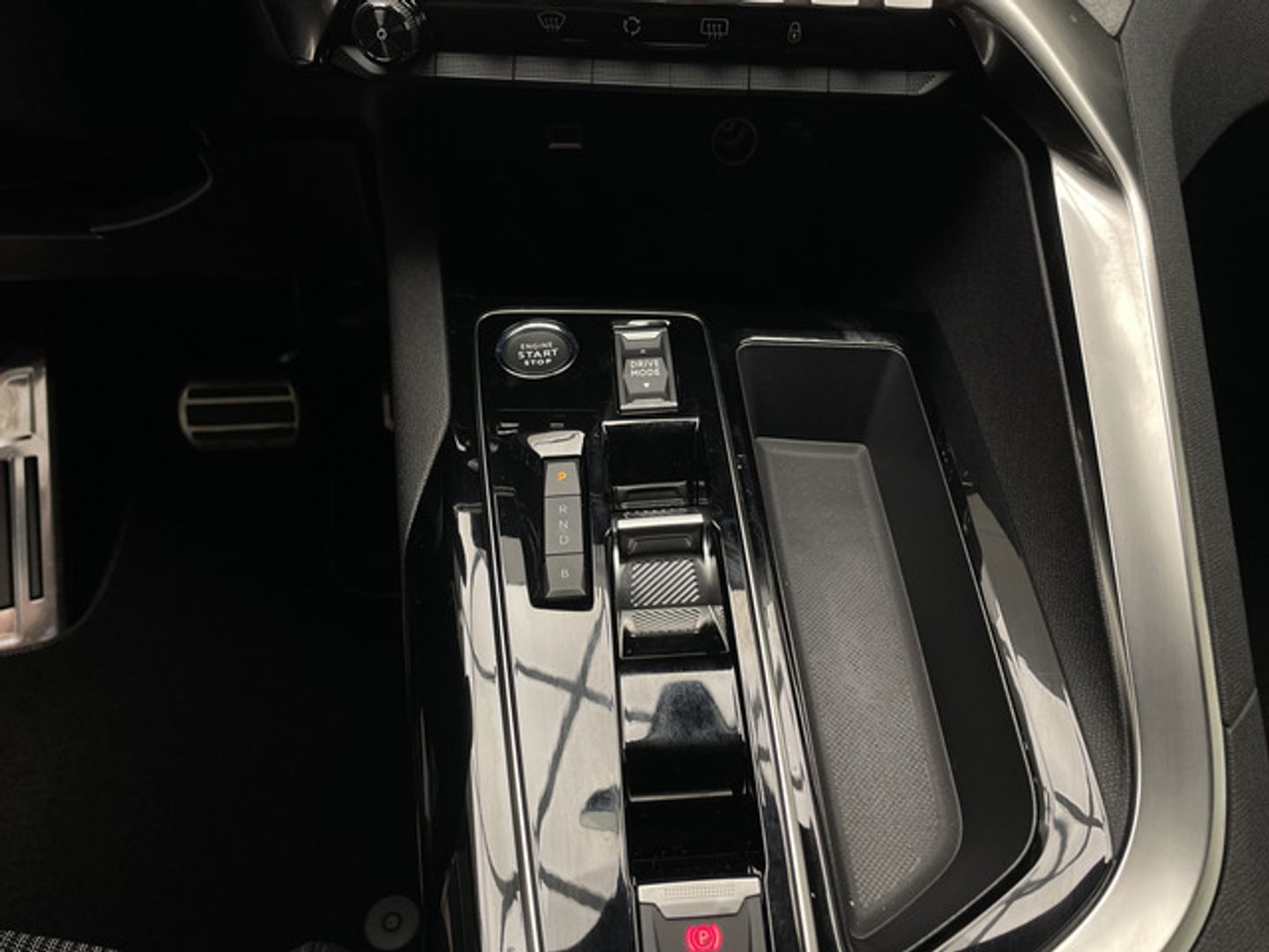 Peugeot 3008 Hybrid 225 GT e-EAT8 165 kW (225 CV)