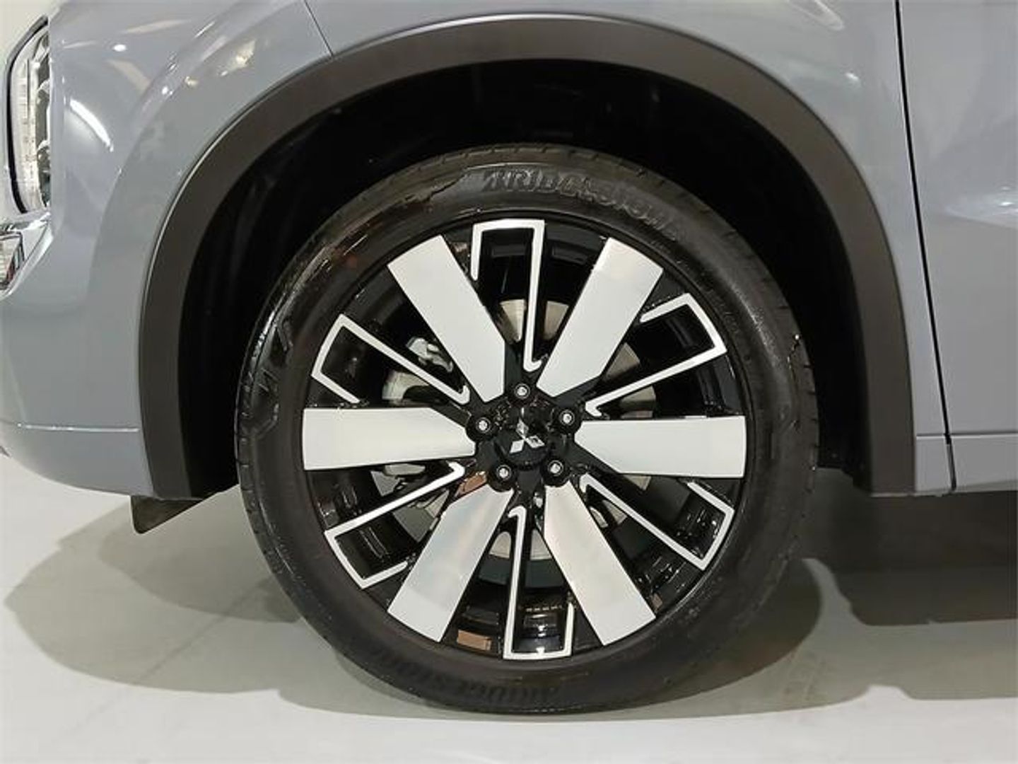 Mitsubishi Outlander 2.4 PHEV Kaiteki+ 4WD Auto 225 kW (306 CV)