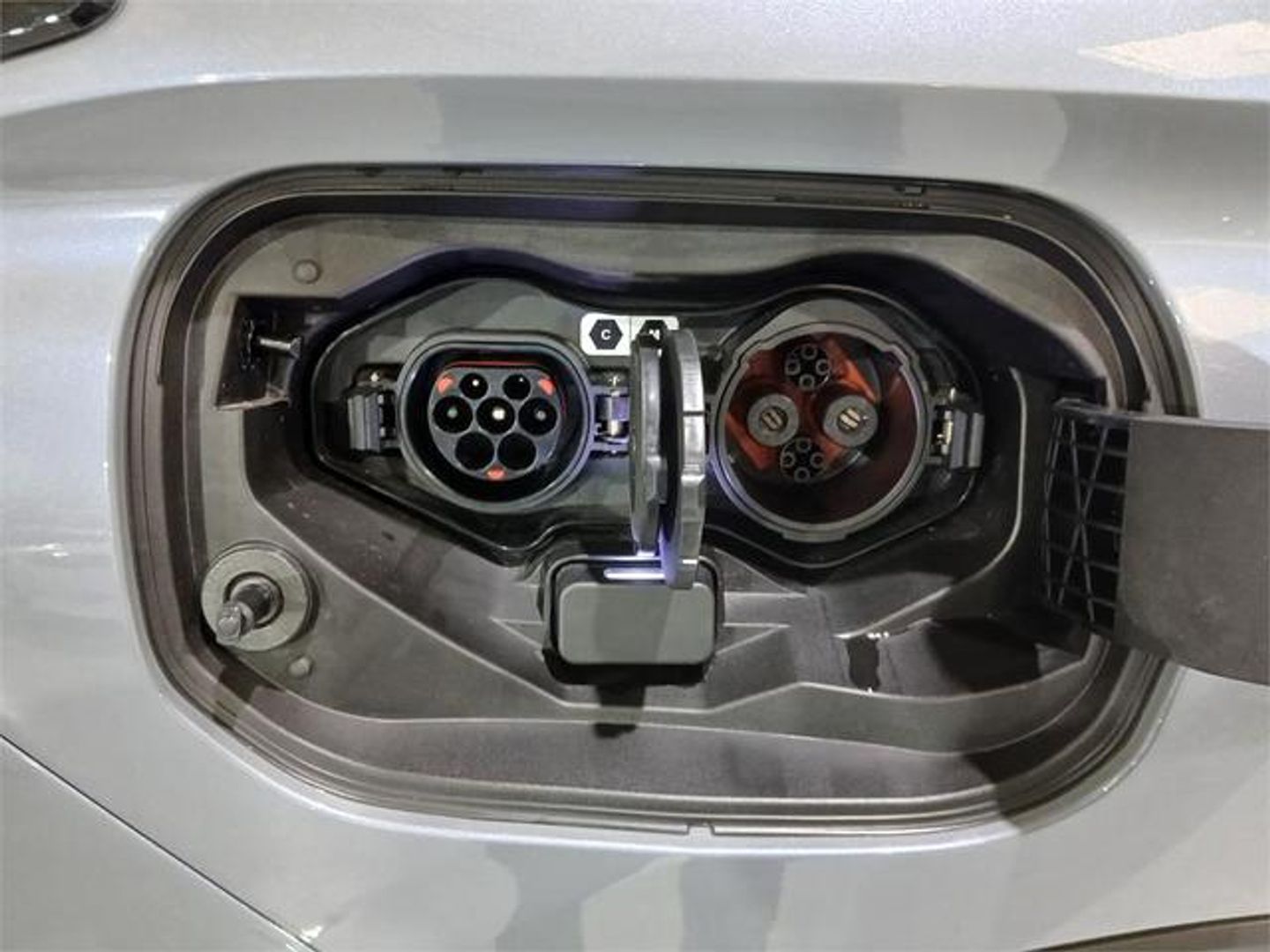 Mitsubishi Outlander 2.4 PHEV Kaiteki+ 4WD Auto 225 kW (306 CV)