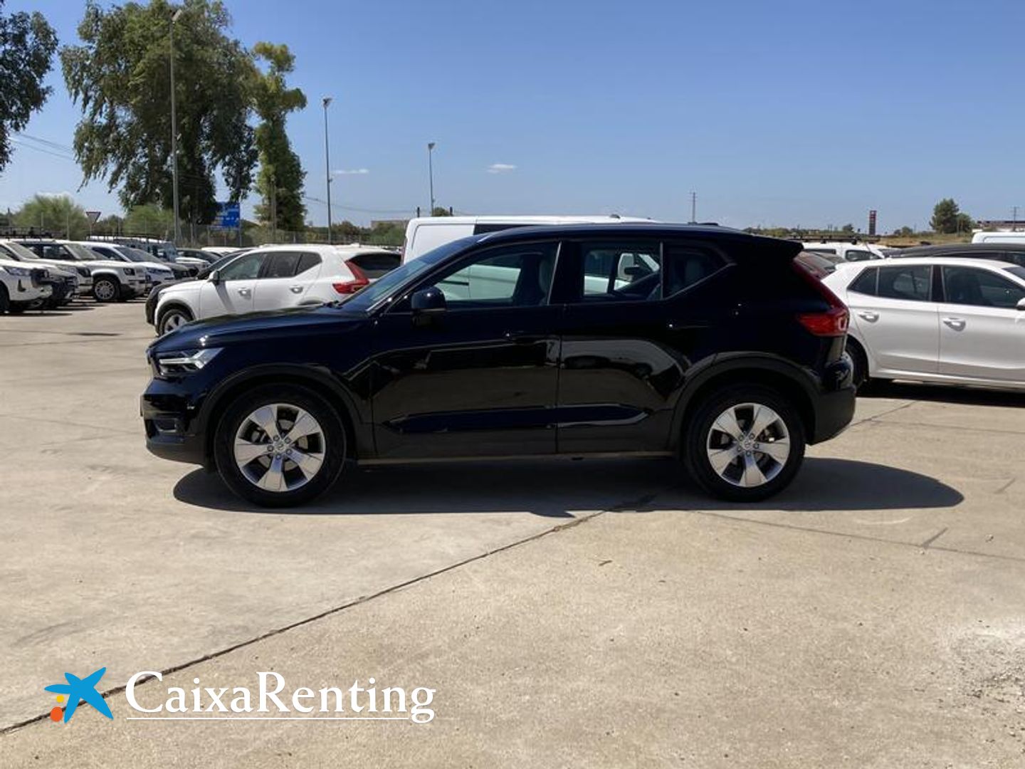 Volvo XC40 T2 Momentum Pro 95 kW (129 CV)