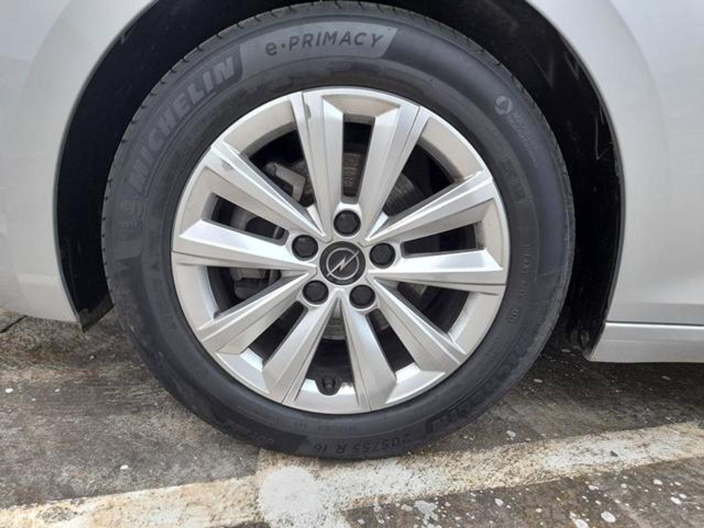 Opel Astra 1.2 Turbo XHT Edition 96 kW (130 CV)