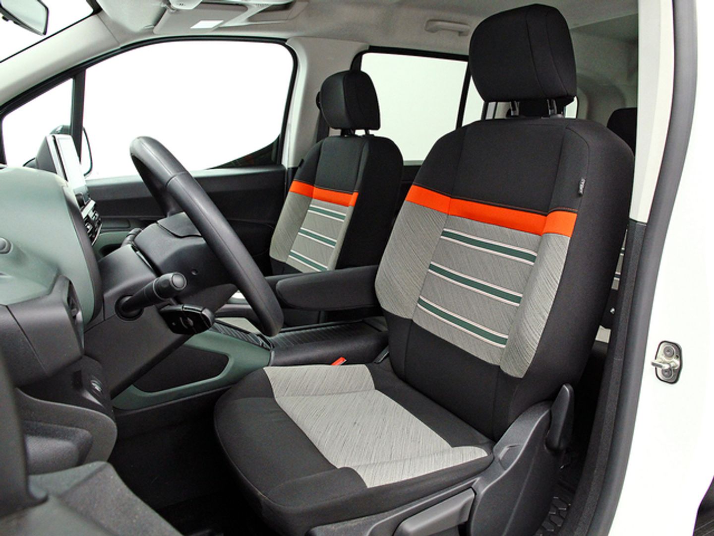 Citroen Berlingo BlueHDi 100 S&S Talla M Shine 75 kW (102 CV)