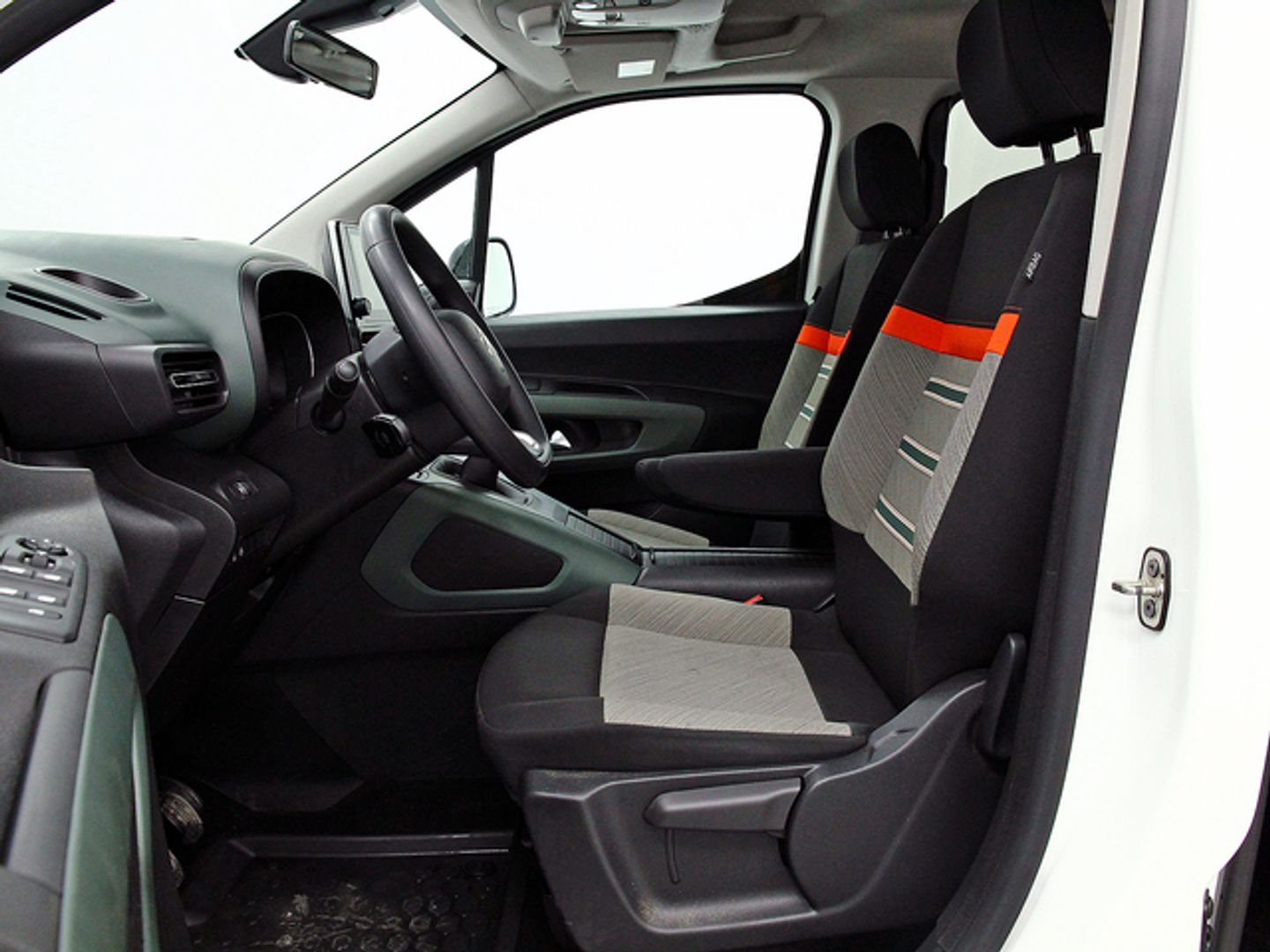 Citroen Berlingo BlueHDi 100 S&S Talla M Shine 75 kW (102 CV)