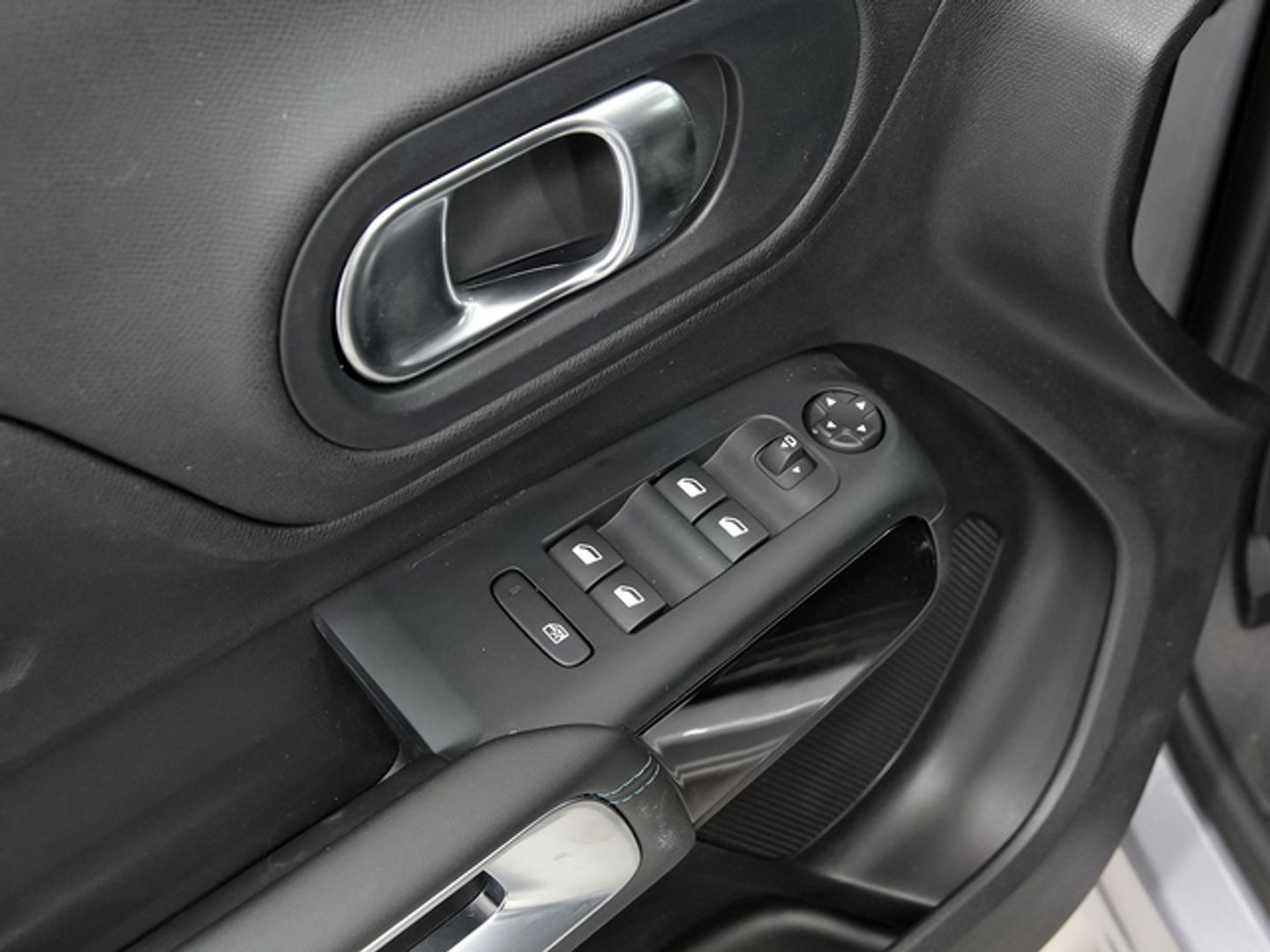 Citroen C5 Aircross PureTech 130 S&S Plus 96 kW (131 CV)