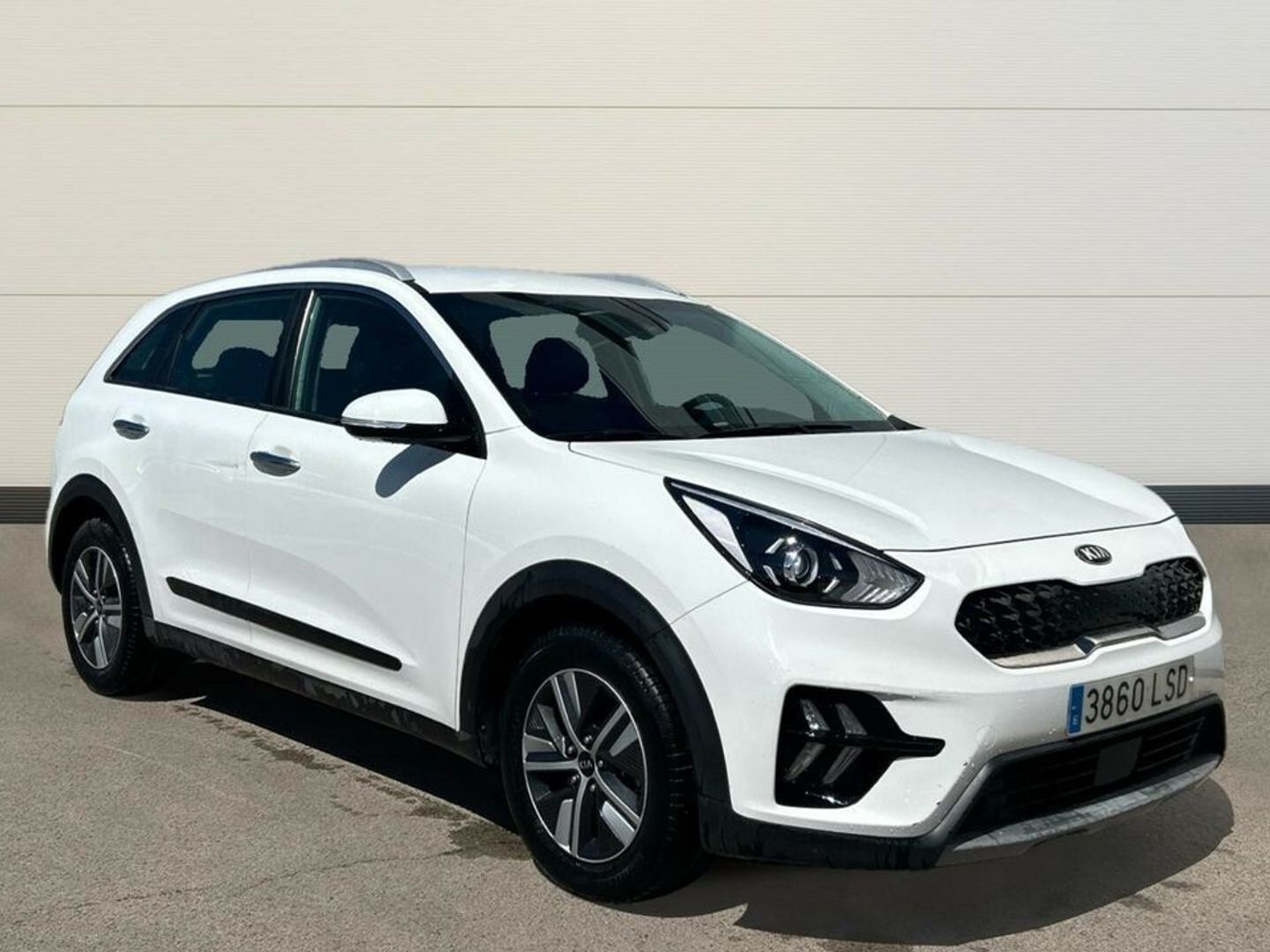Kia Niro 1.6 GDi HEV Híbrido Drive 104 kW (141 CV) Blanco SUV