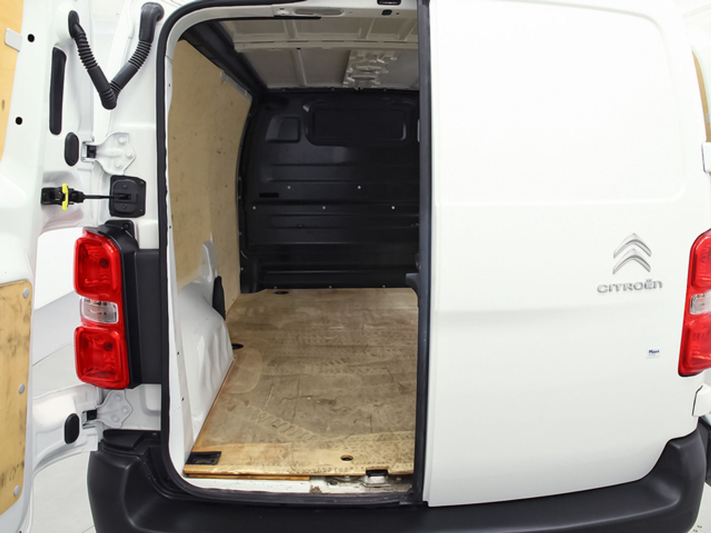 Citroen Jumpy Furgon BlueHDi 100 S&S Talla M Control 75 kW (102 CV)