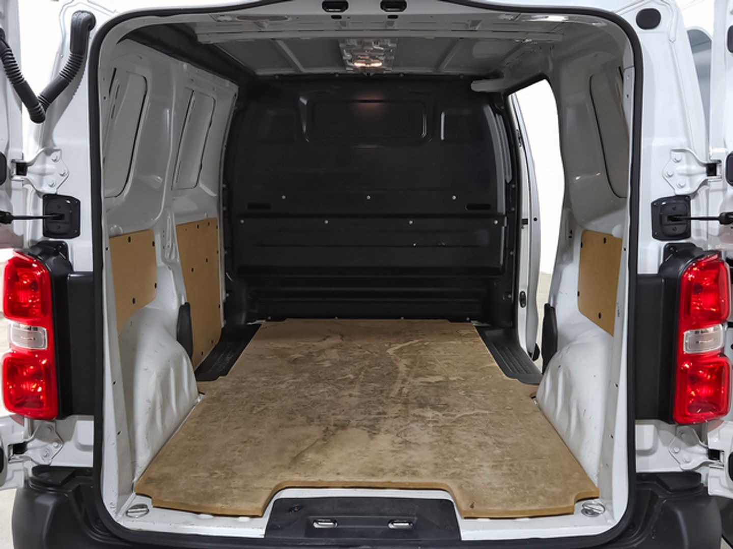 Peugeot Expert Furgon BlueHDi 120 S&S Standard 88 kW (120 CV)