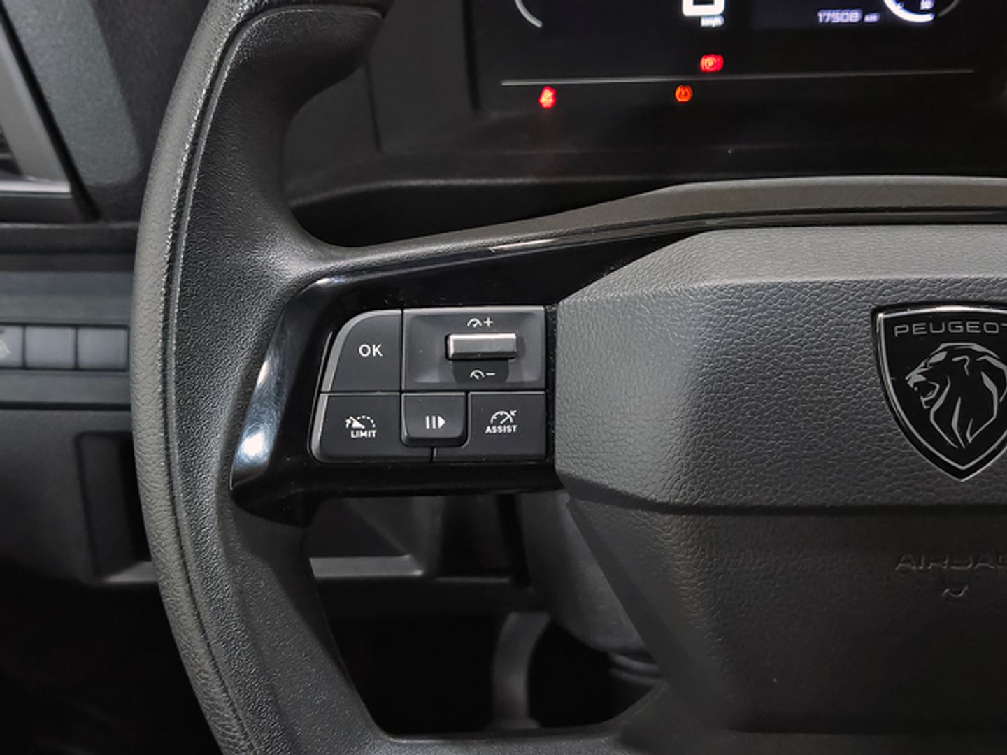 Peugeot Expert Furgon BlueHDi 120 S&S Standard 88 kW (120 CV)