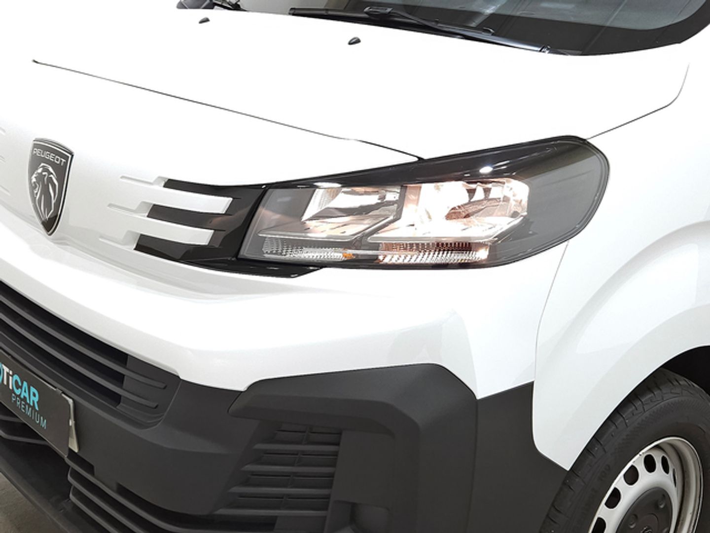 Peugeot Expert Furgon BlueHDi 120 S&S Standard 88 kW (120 CV)