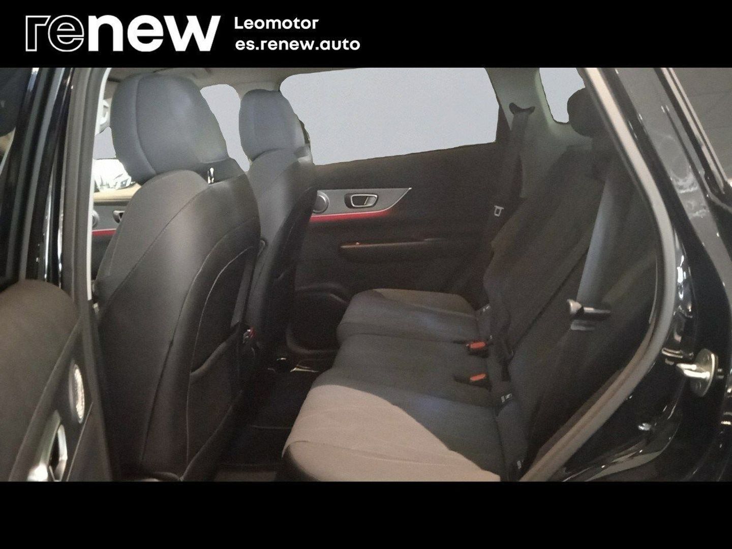 Ebro S800 1.6 TGDI Luxury DCT 108 kW (147 CV)
