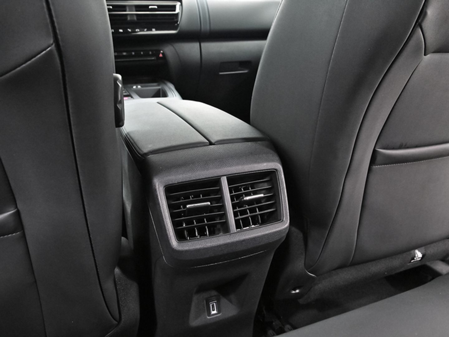 Citroen C5 Aircross Hybrid Plus e-DCS6 100 kW (136 CV)