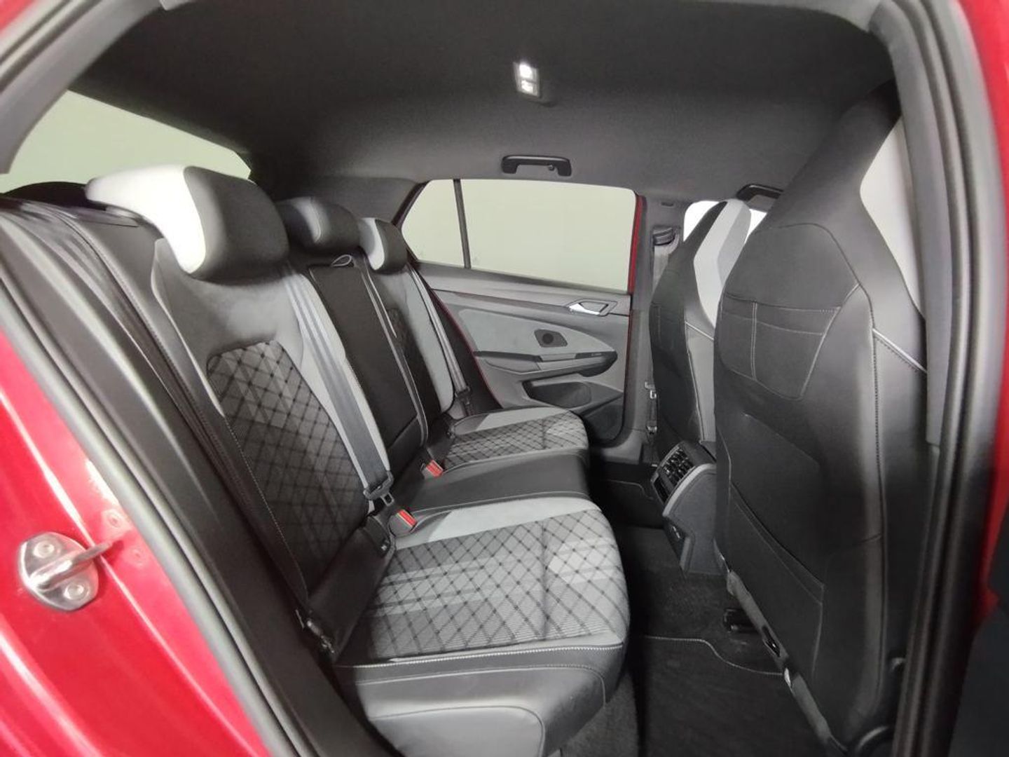 Volkswagen Golf R-Line 1.5 eTSI 110 kW (150 CV) DSG