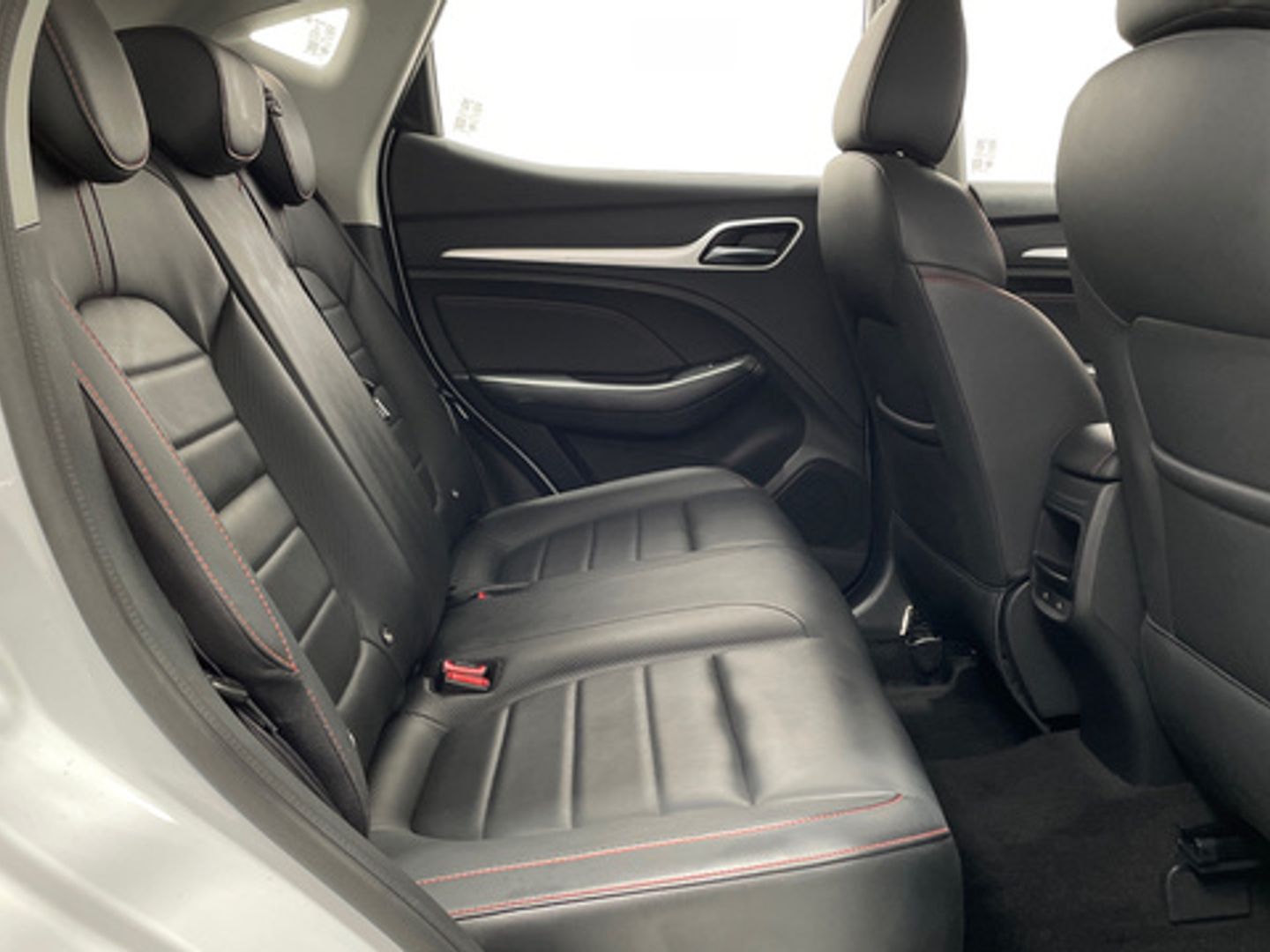 MG ZS 1.5 Luxury 78 kW (106 CV)