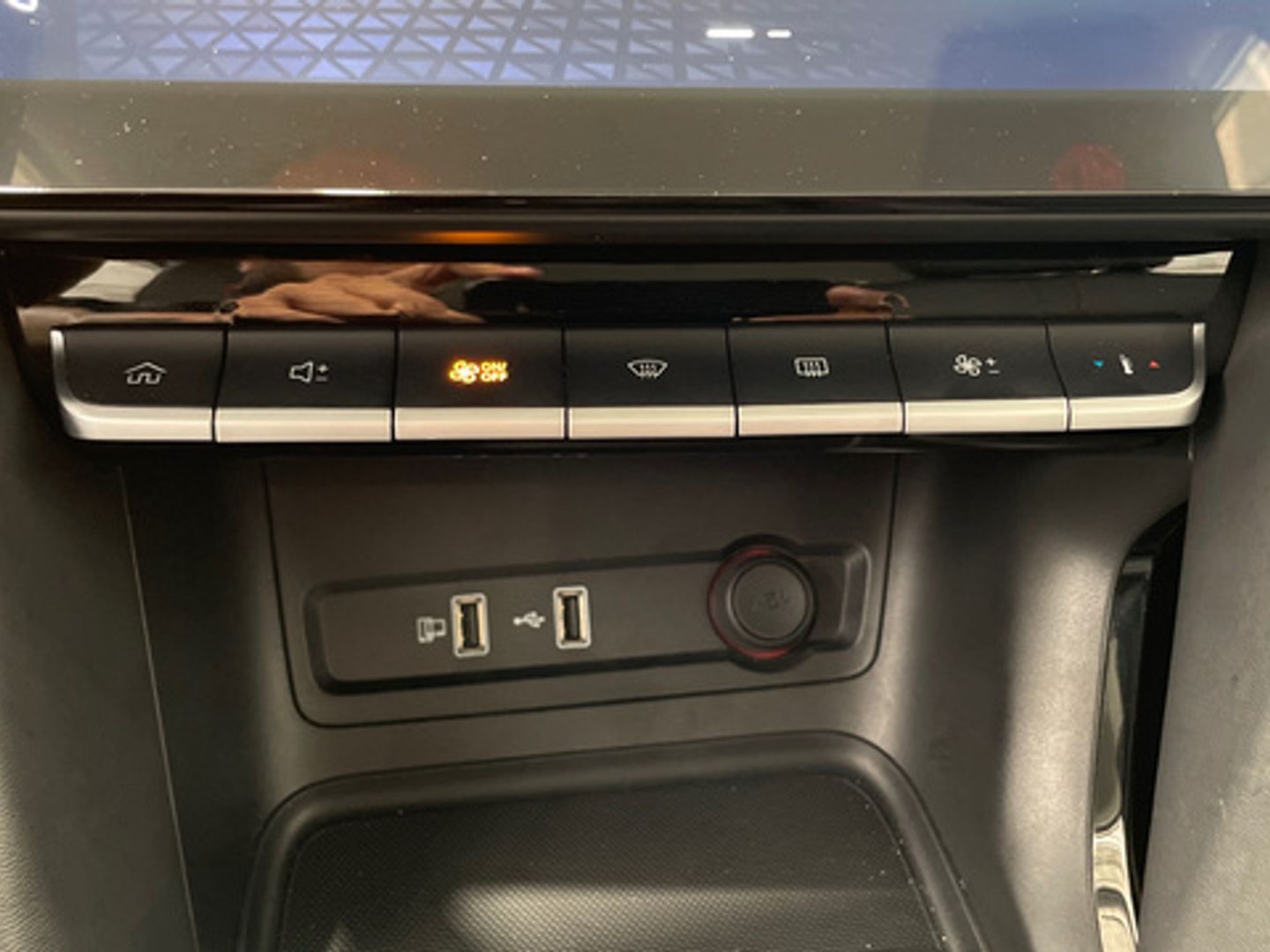 MG ZS 1.5 Luxury 78 kW (106 CV)
