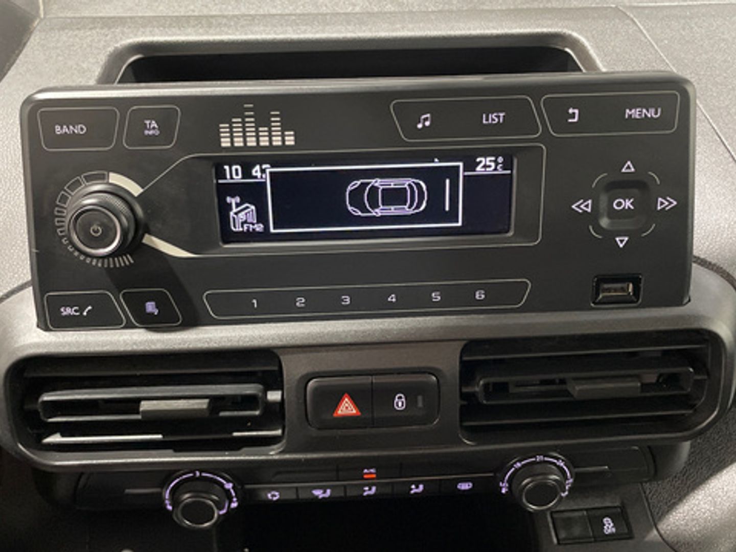 Peugeot Rifter Active Pack Business Standard BlueHDi 73 kW (100 CV)