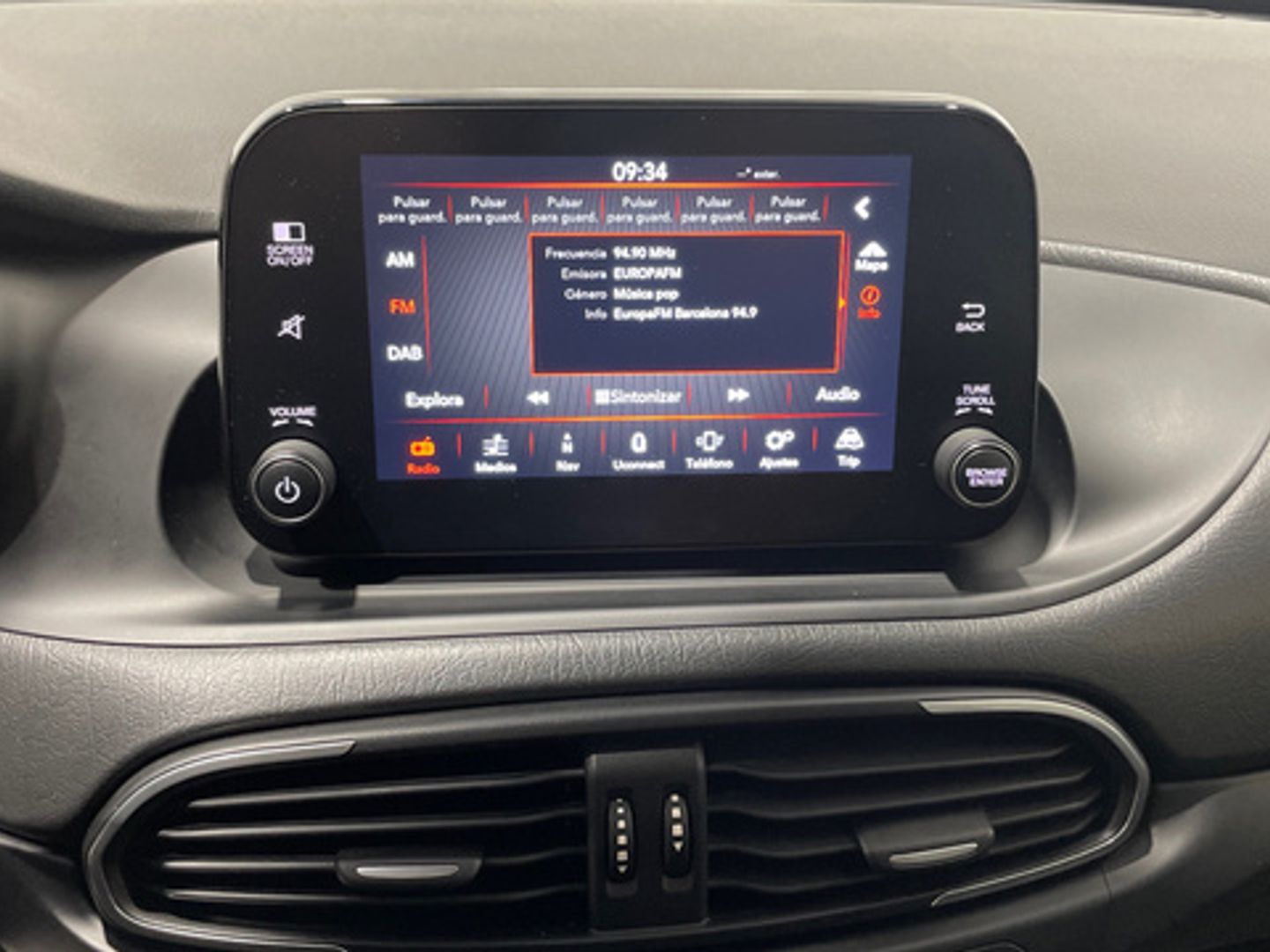 Fiat Tipo 1.5 Hybrid City Cross DCT 96 kW (130 CV)