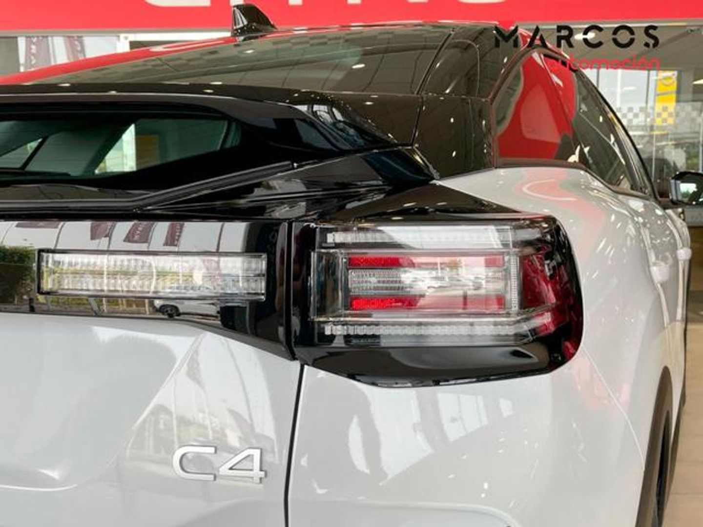 Citroen C4 Hybrid 145  Business Edition e-DCS6 07 kW (145 CV)