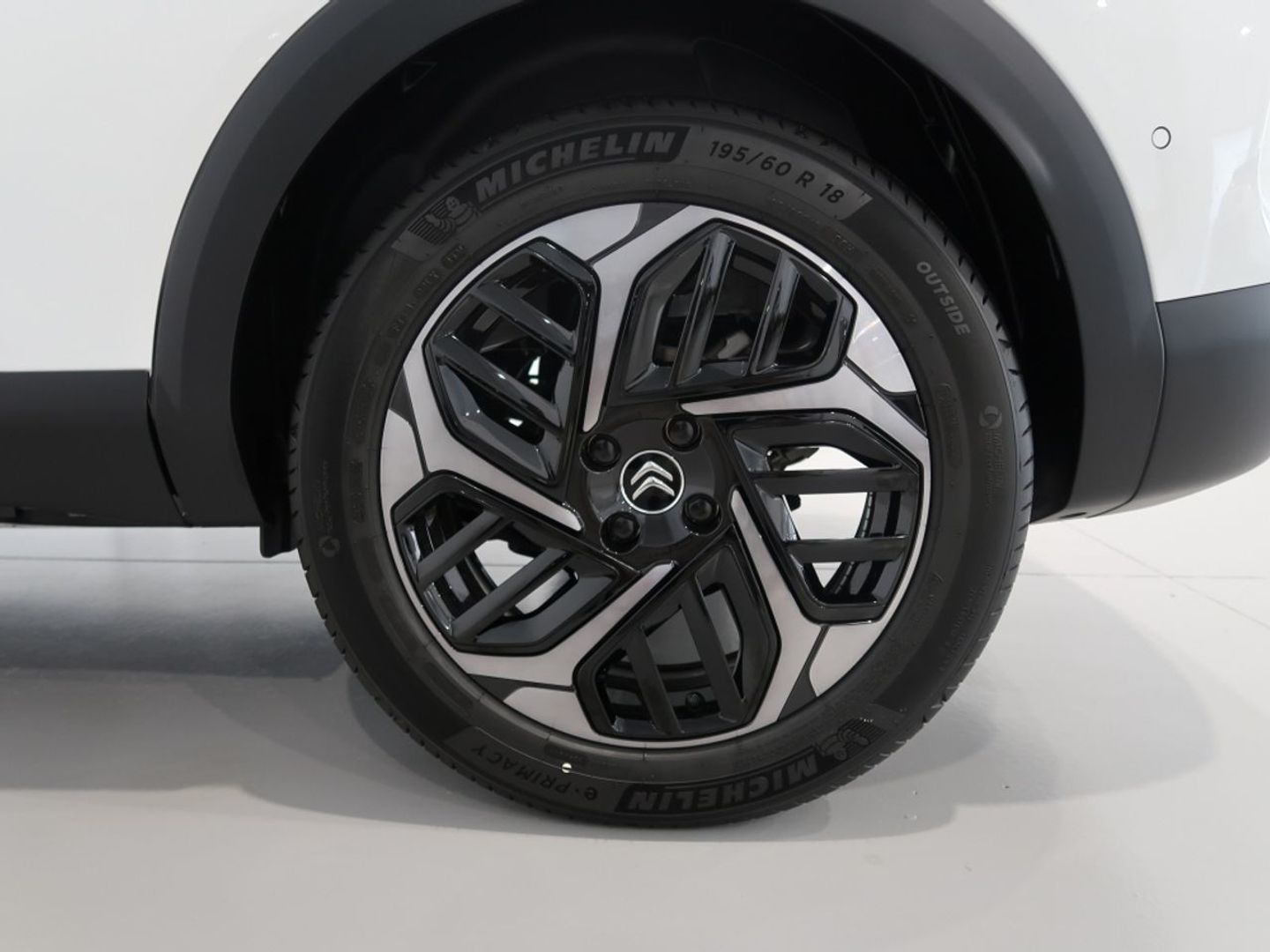 Citroen ë-C4 eléctrico 50KWh Shine 100 kW (136 CV)