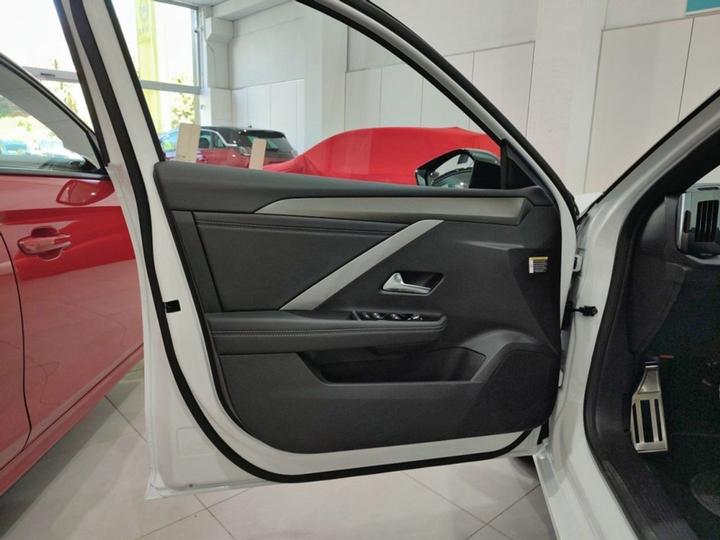 Opel Astra 1.6T Plug-in Hybrid GSe 165 kW (224 CV)
