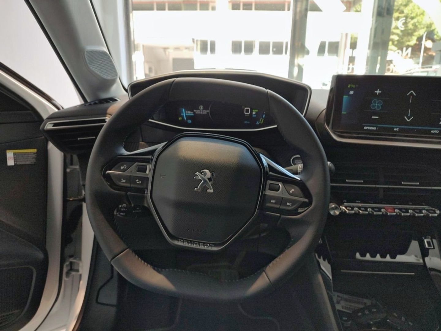 Peugeot e-208 Eléctrico Allure Pack 100 kW (136 CV)