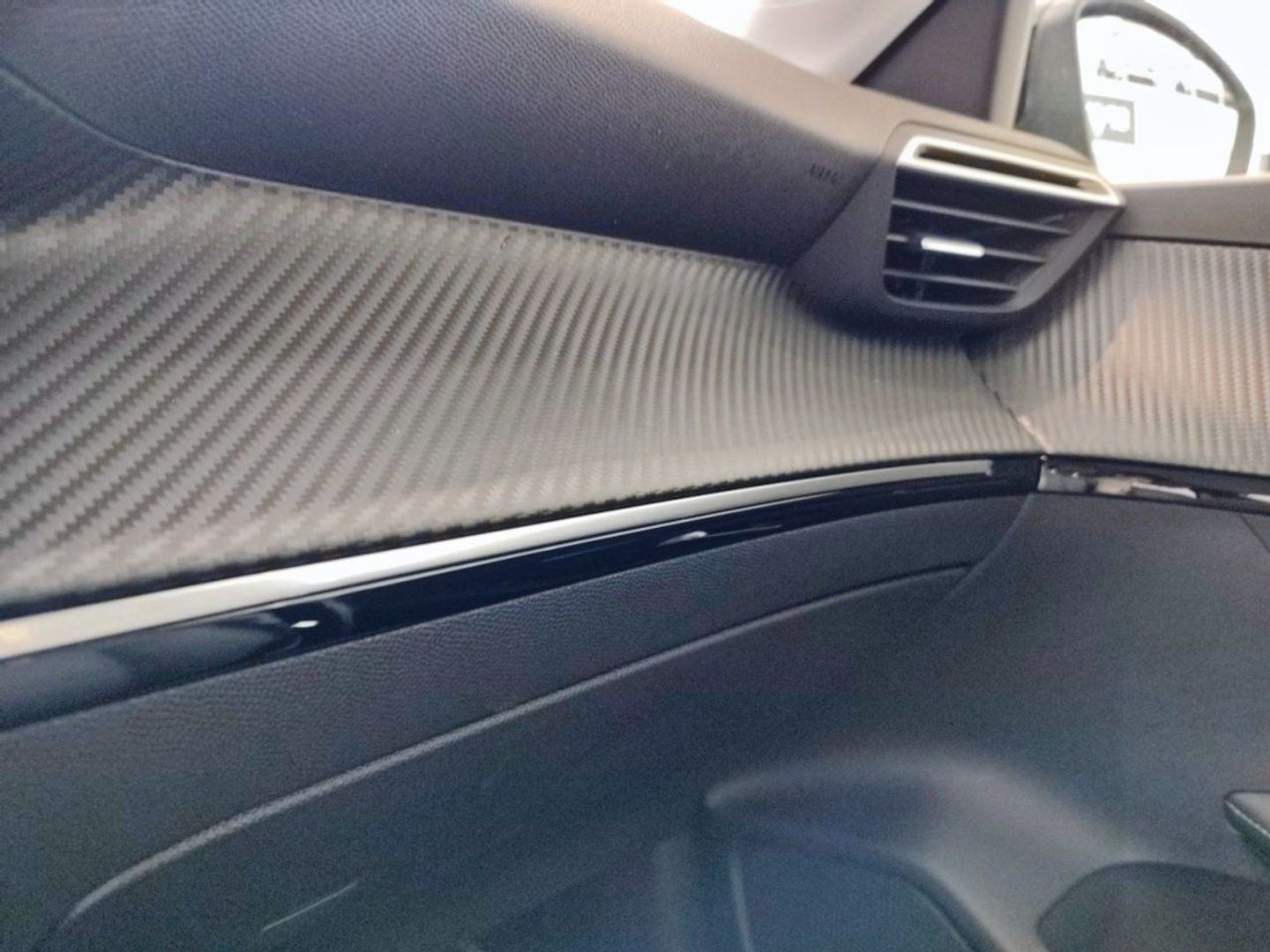Peugeot e-208 Eléctrico Allure Pack 100 kW (136 CV)