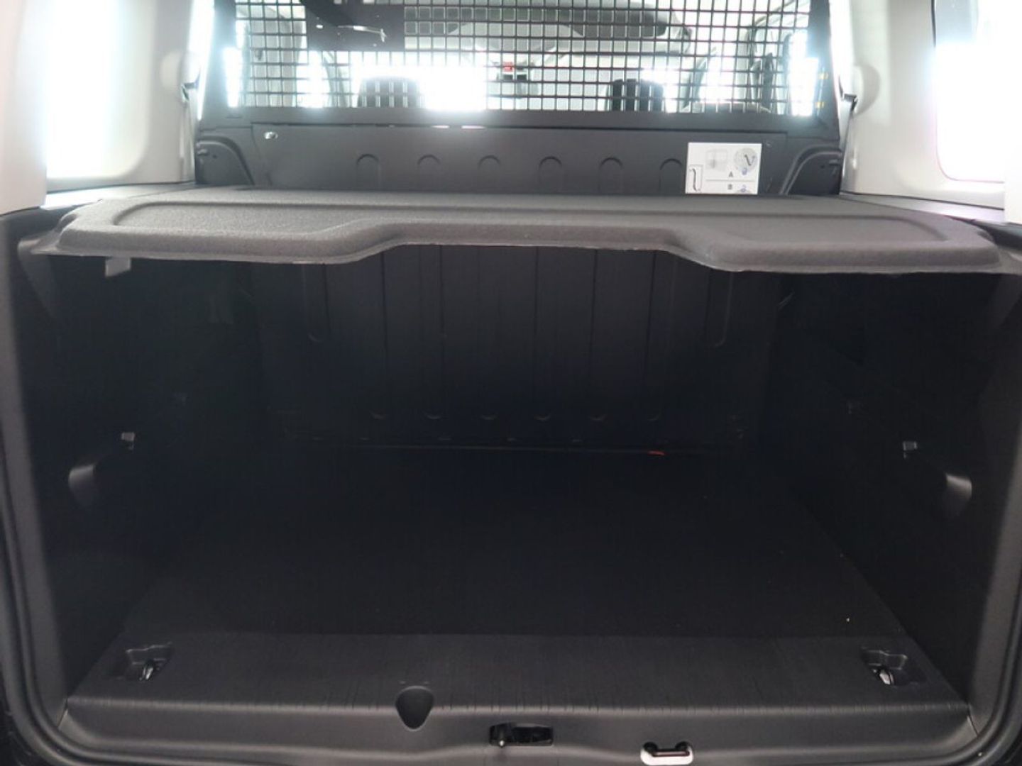 Peugeot Rifter Active Business Standard BlueHDi 73 kW (100 CV)