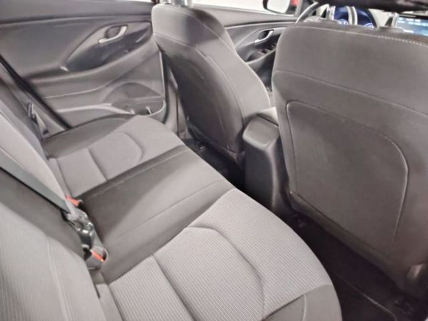 Hyundai i30 Fastback 1.0 TGDI Essence 88 kW (120 CV)