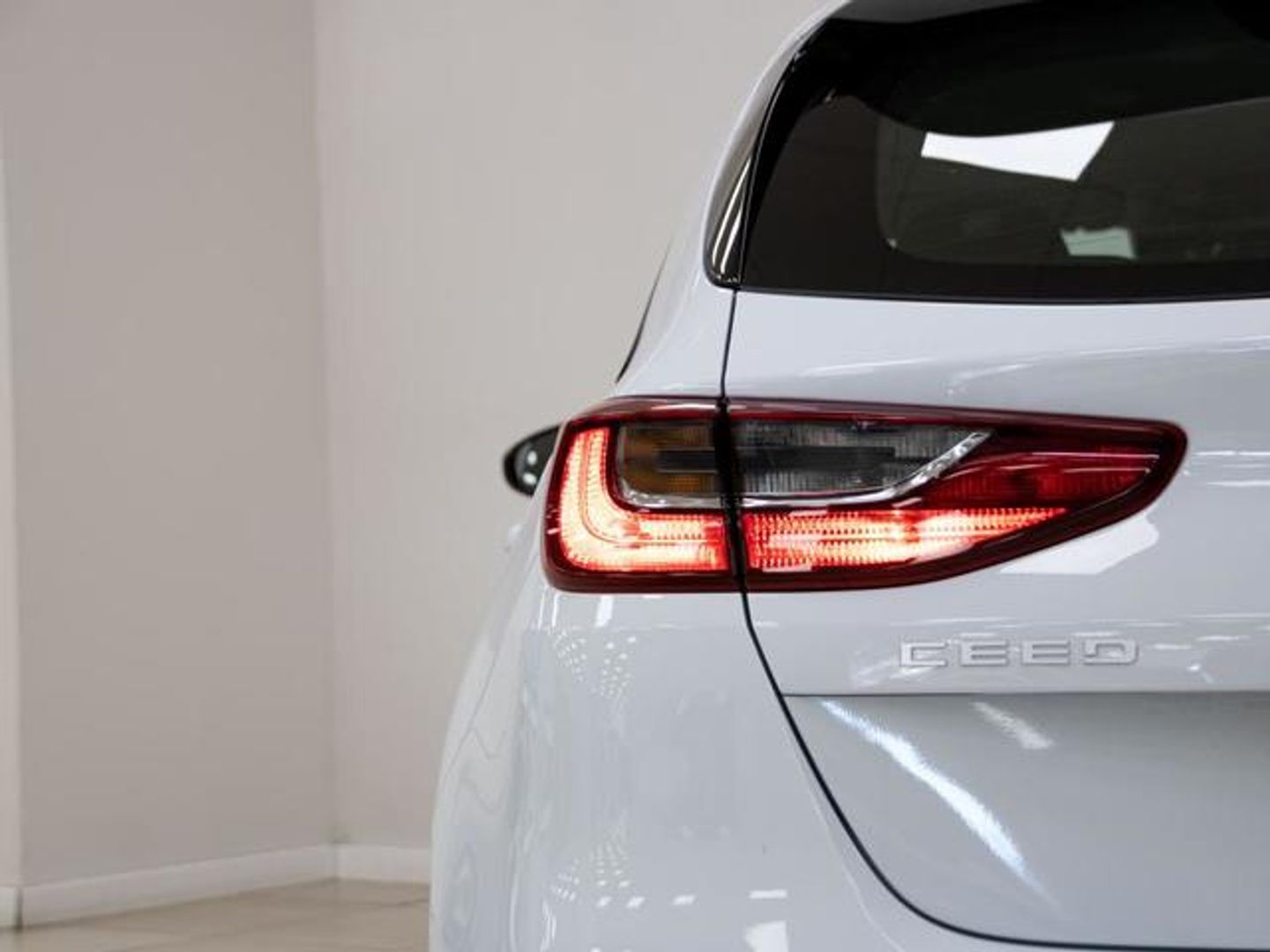 Kia Ceed 1.0 T-GDi Concept 74 kW (100 CV)