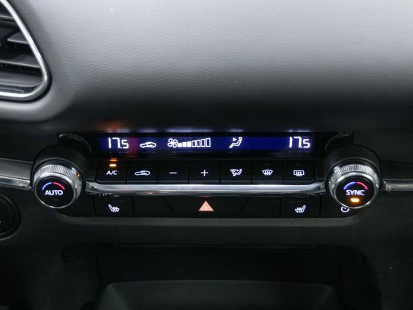Mazda CX-30 2.0 e-SKYACTIV-G Homura 2WD AT 110 kW (150 CV)