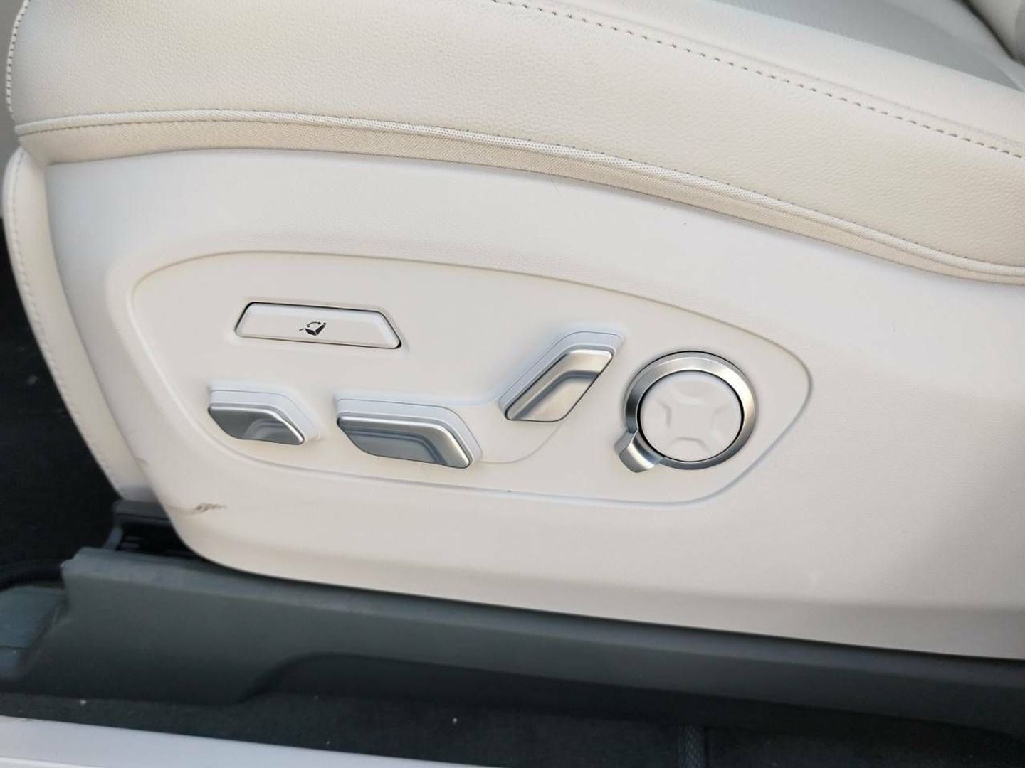 Hyundai Ioniq 9 110kWh AWD Energy 230 kW (313 CV)