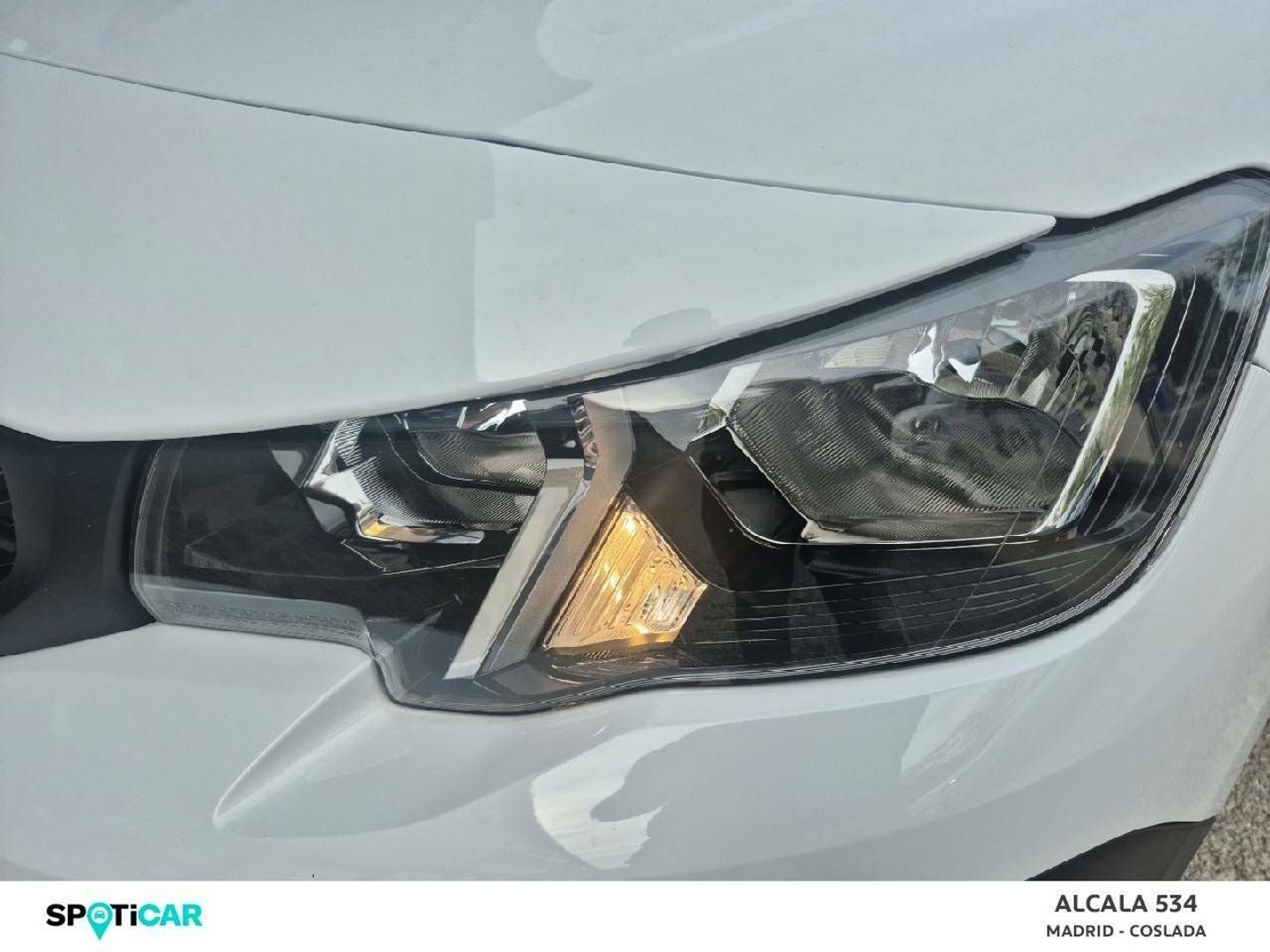 Peugeot Partner Furgon BlueHDi 100 Standard 600kg 75 kW (102 CV)