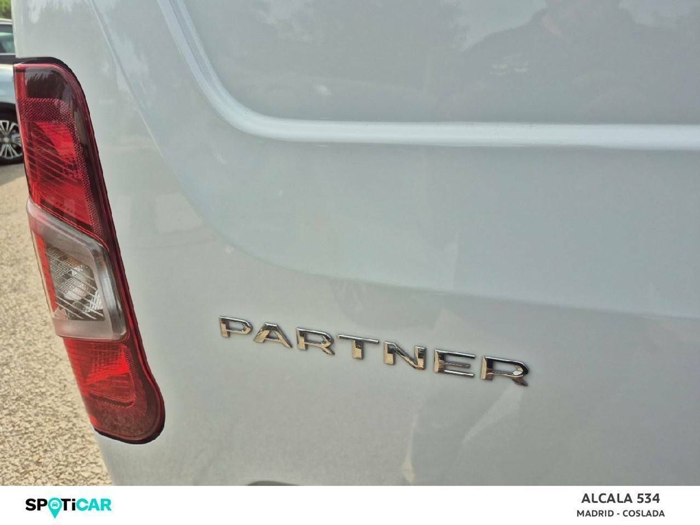 Peugeot Partner Furgon BlueHDi 100 Standard 600kg 75 kW (102 CV)