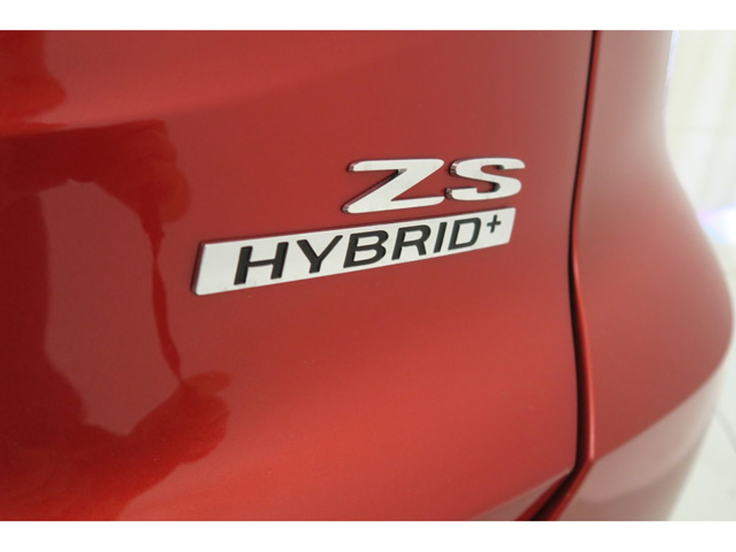 MG ZS 1.5 Hybrid Luxury 145 kW (197 CV)