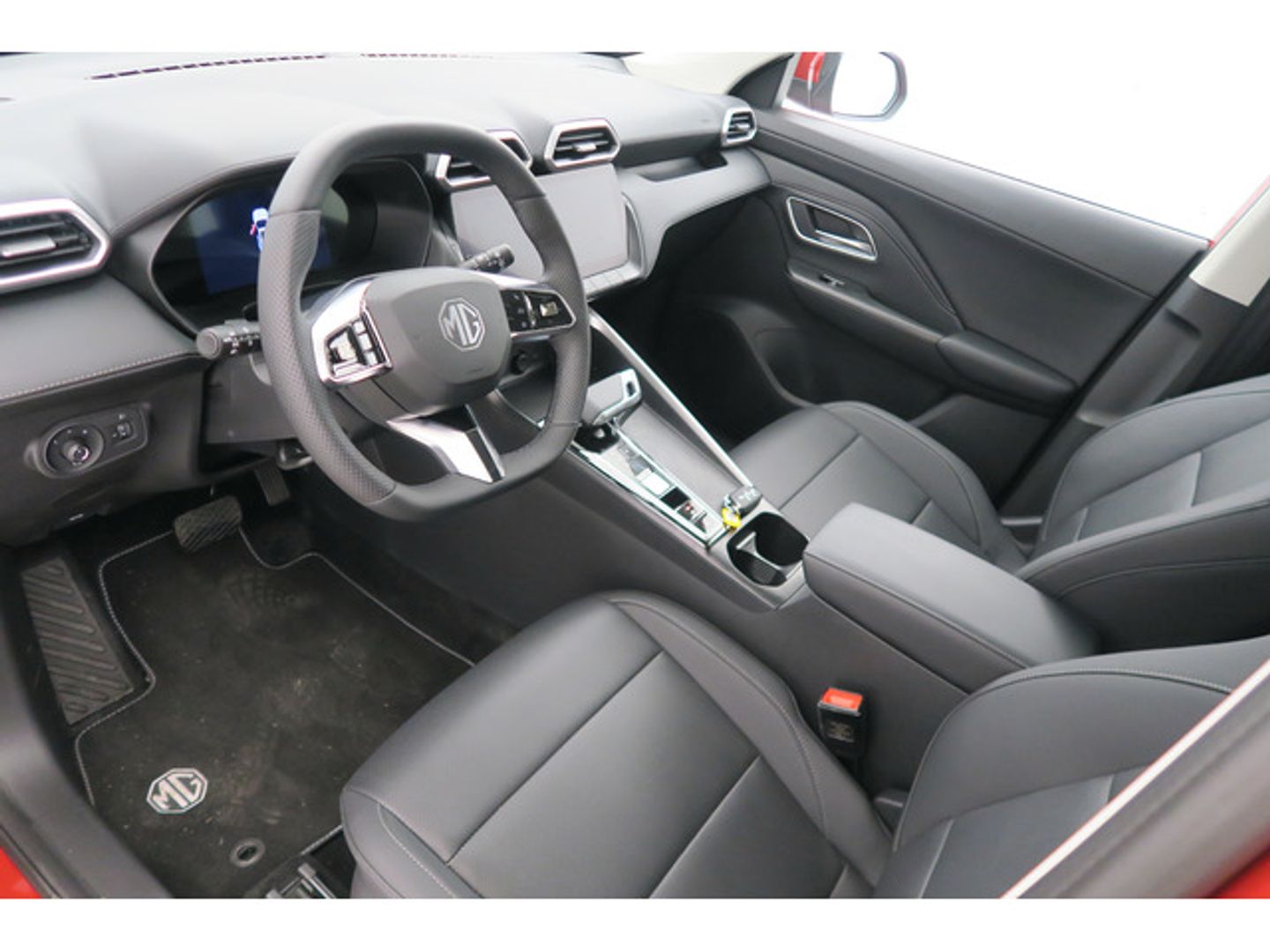 MG ZS 1.5 Hybrid Luxury 145 kW (197 CV)