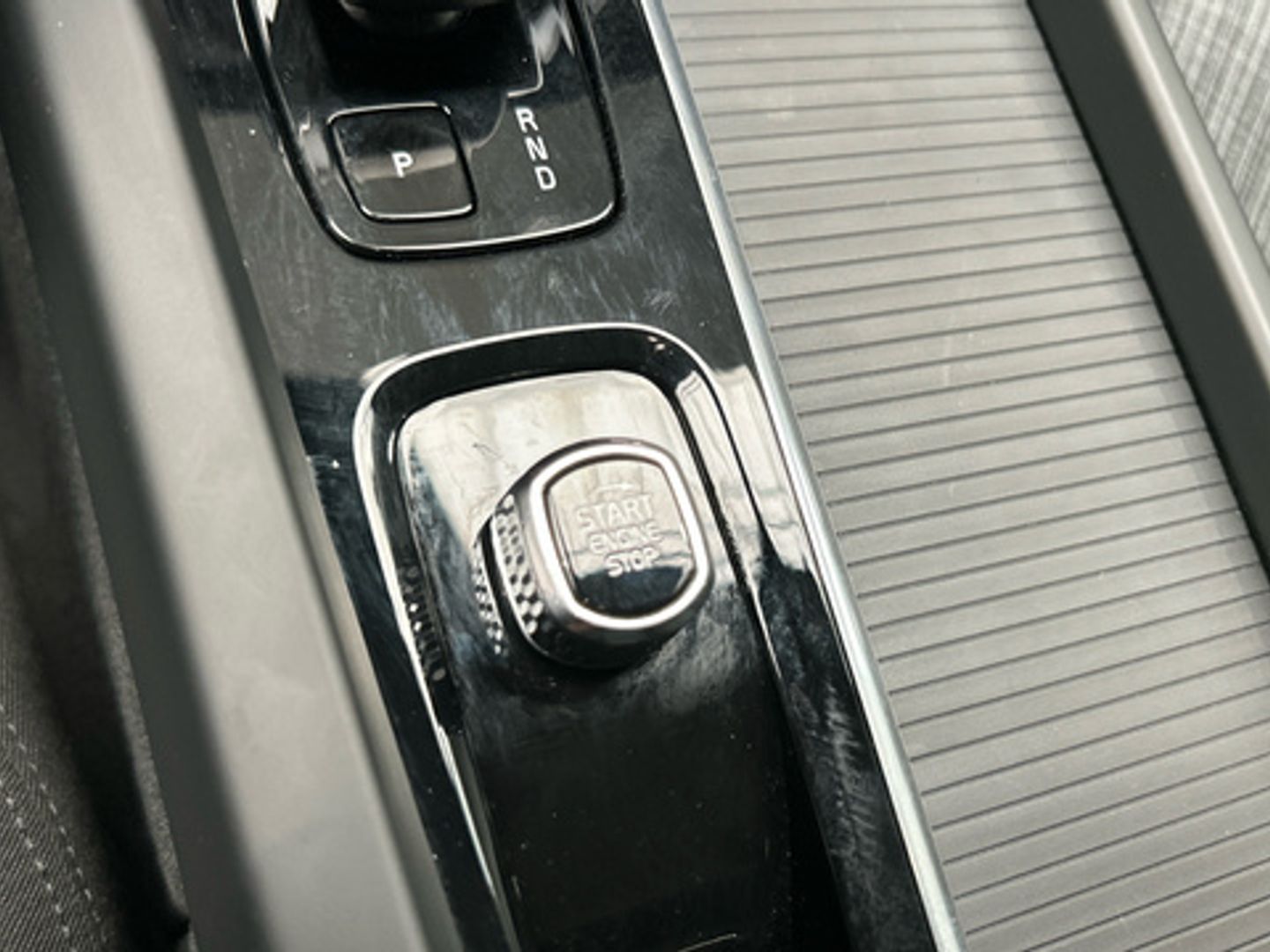 Volvo XC60 T6 Recharge Core AWD Auto 257 kW (350 CV)