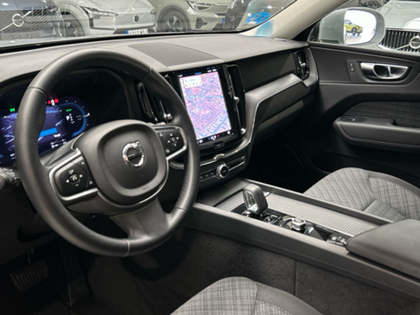 Volvo XC60 T6 Recharge Core AWD Auto 257 kW (350 CV)
