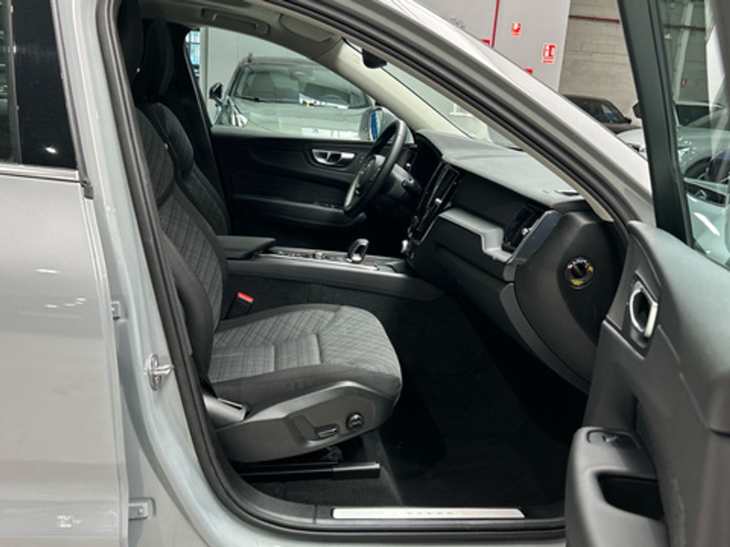 Volvo XC60 T6 Recharge Core AWD Auto 257 kW (350 CV)