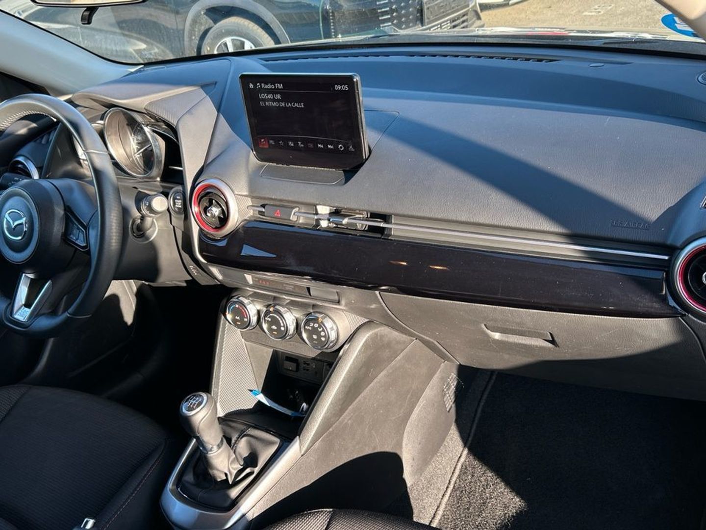 Mazda Mazda 2 1.5 G e-SKYACTIV Homura 66 kW (90 CV) Gris Sedan