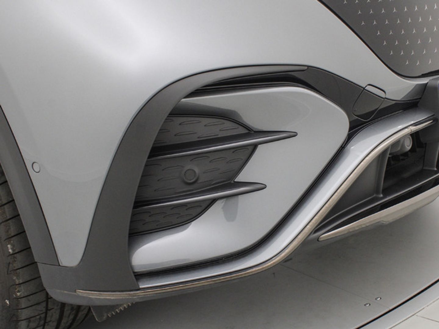 Mercedes-Benz EQE SUV 350+ 215 kW (292 CV)