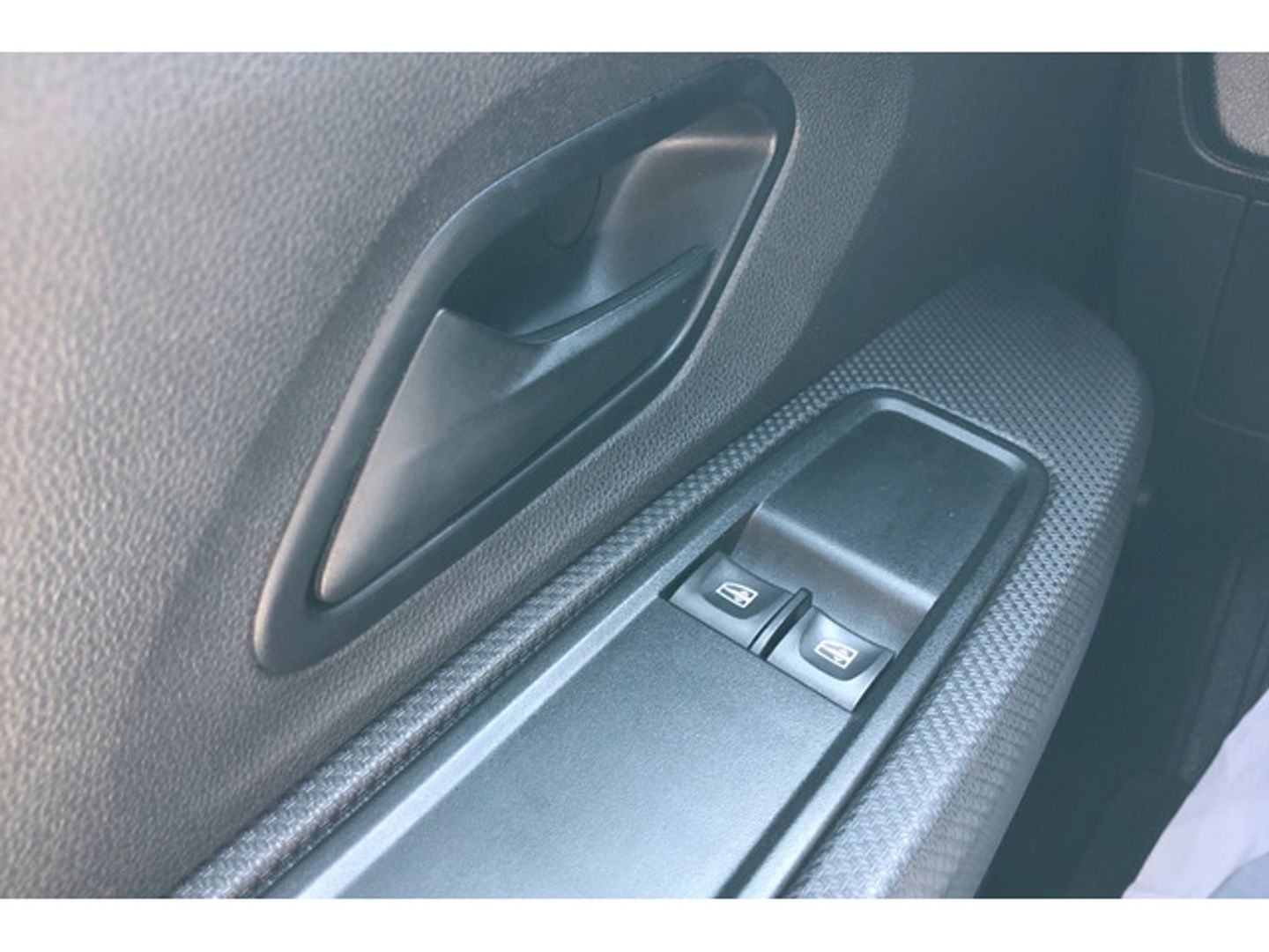 Dacia Sandero Essential TCe 66 kW (91 CV)