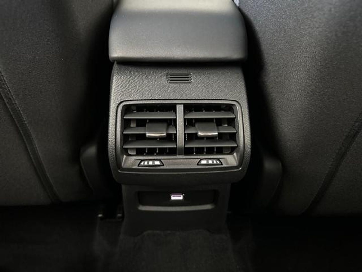 Citroen C4 Hybrid 145 Plus e-DCS6 107 kW (145 CV)