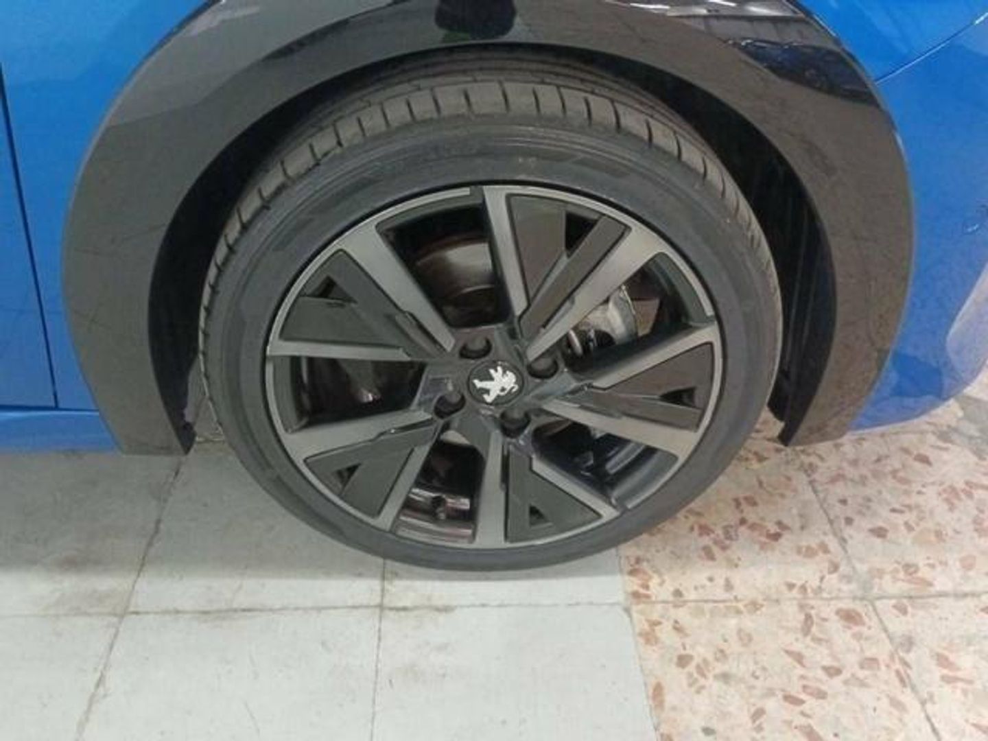 Peugeot 208 PureTech 130 GT Pack EAT8 96 kW (130 CV)