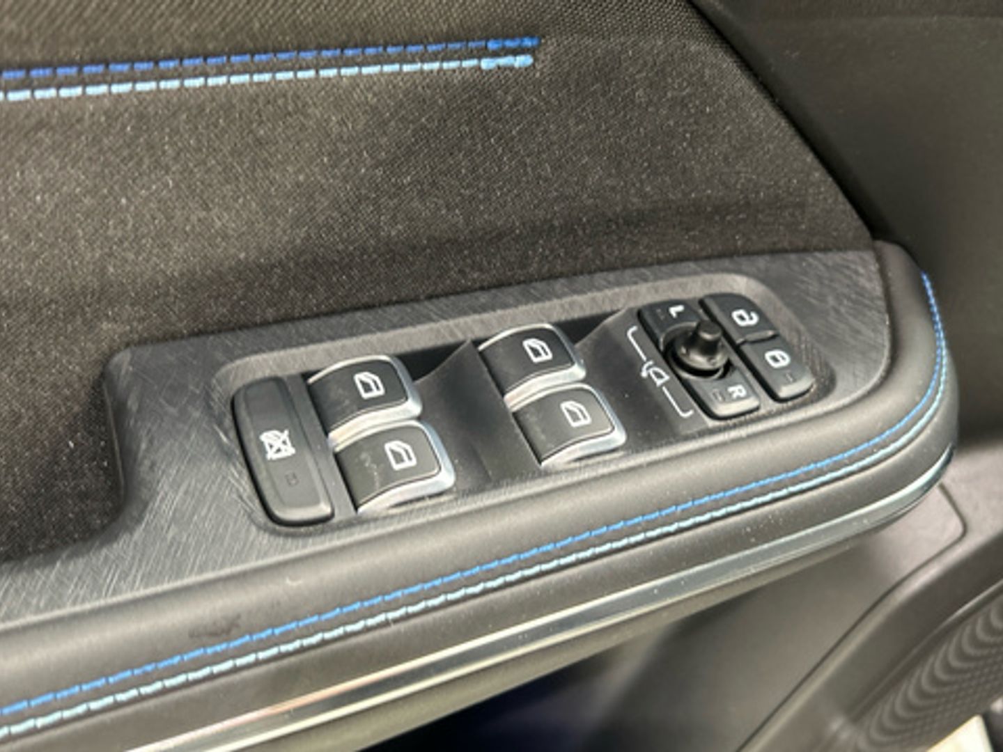 Lynk & Co 01 1.5 PHEV 192 kW (261 CV)